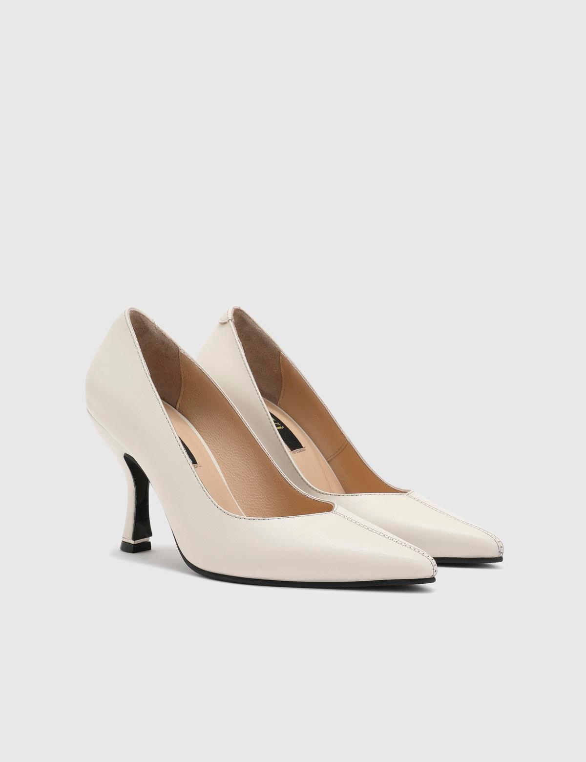 Fleur Beige Leather Women's Pump
