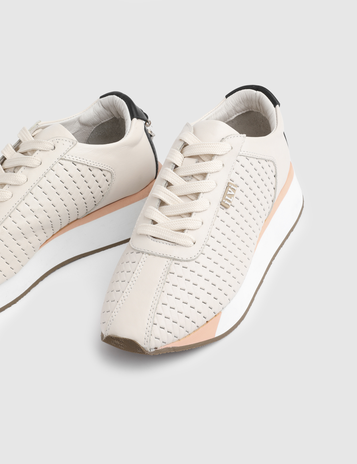 Flux Beige Leather Women's Sneaker