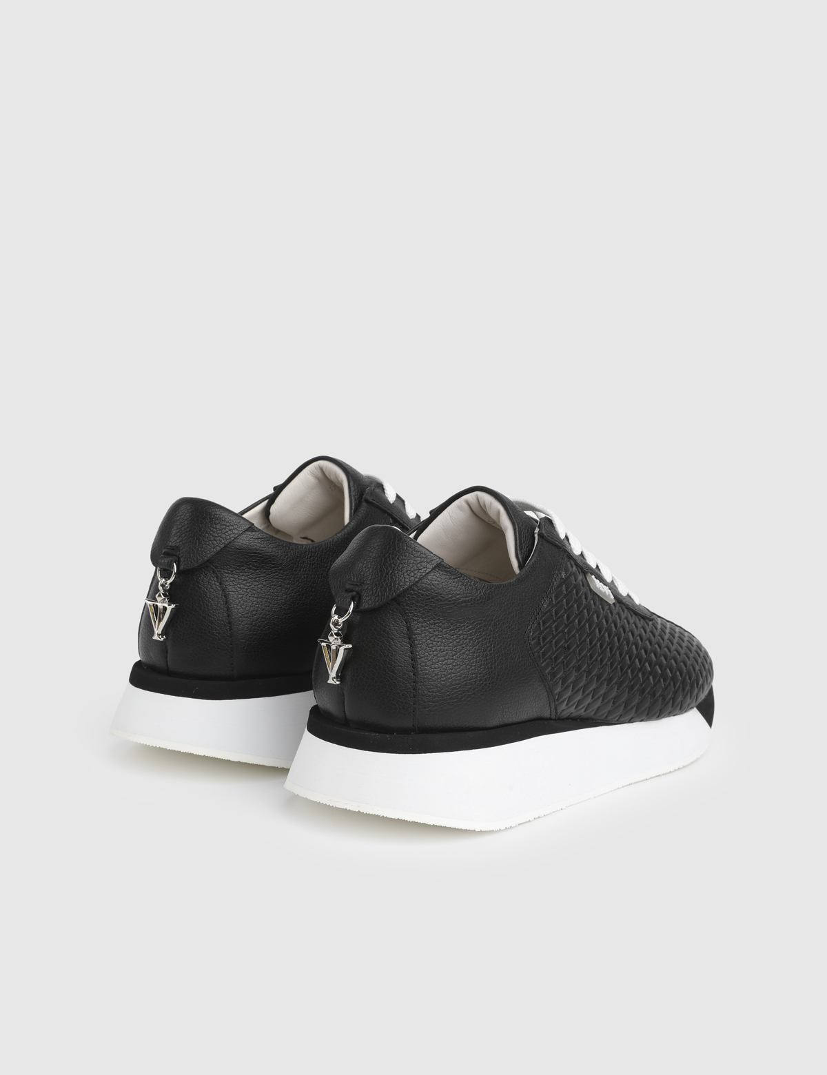 Flux Black Leather Women's Sneaker