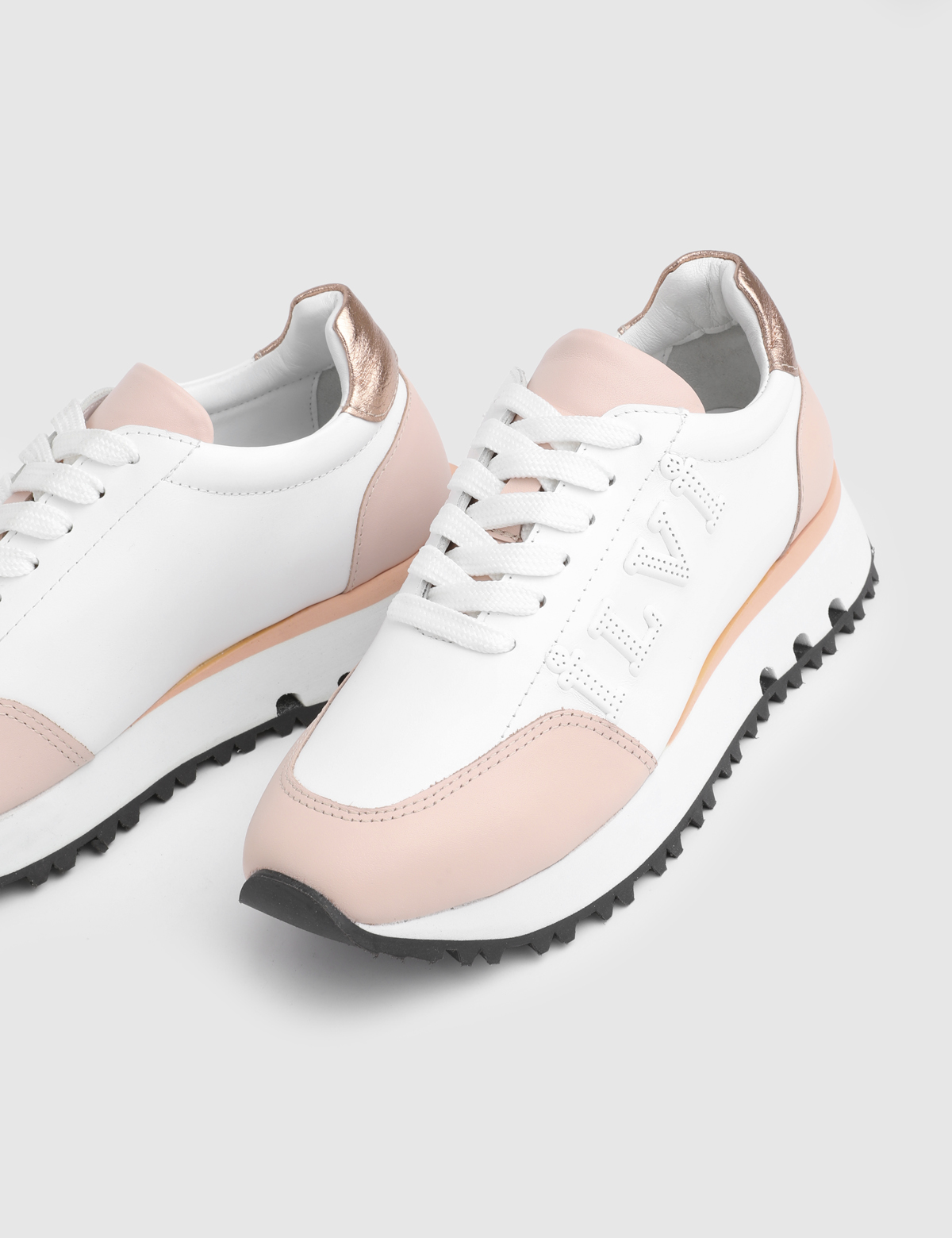 Gleam White Leather Women's Sneaker