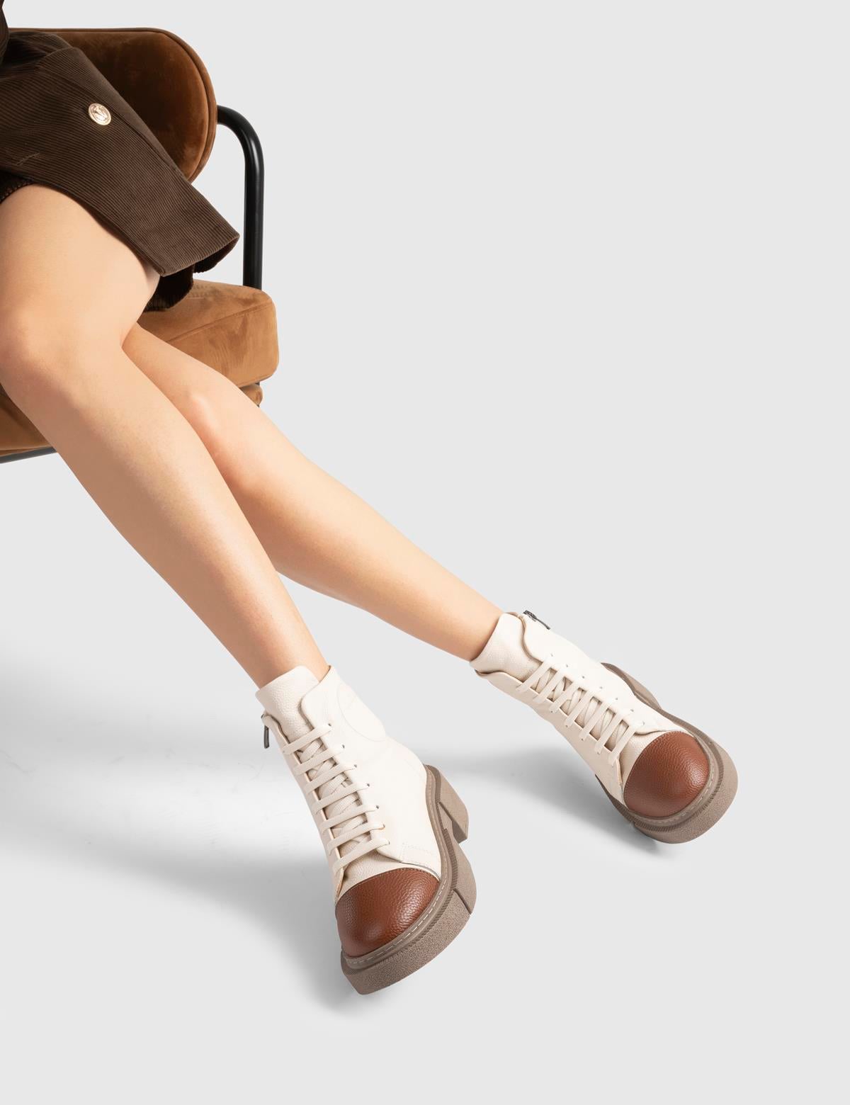 Hauke Saddle Brown Floater Leather Women's Boot