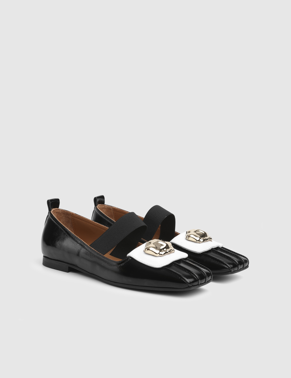 Hessa Black Patent Leather Women's Ballerina