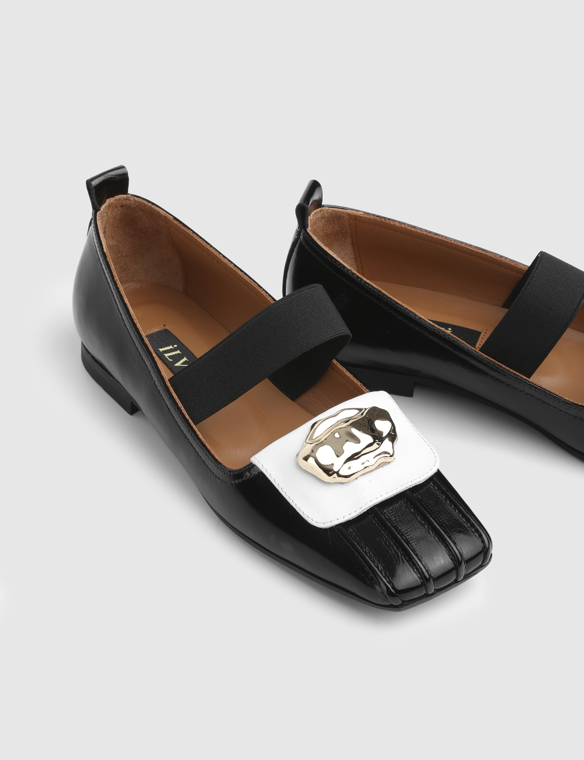 Hessa Black Patent Leather Women's Ballerina