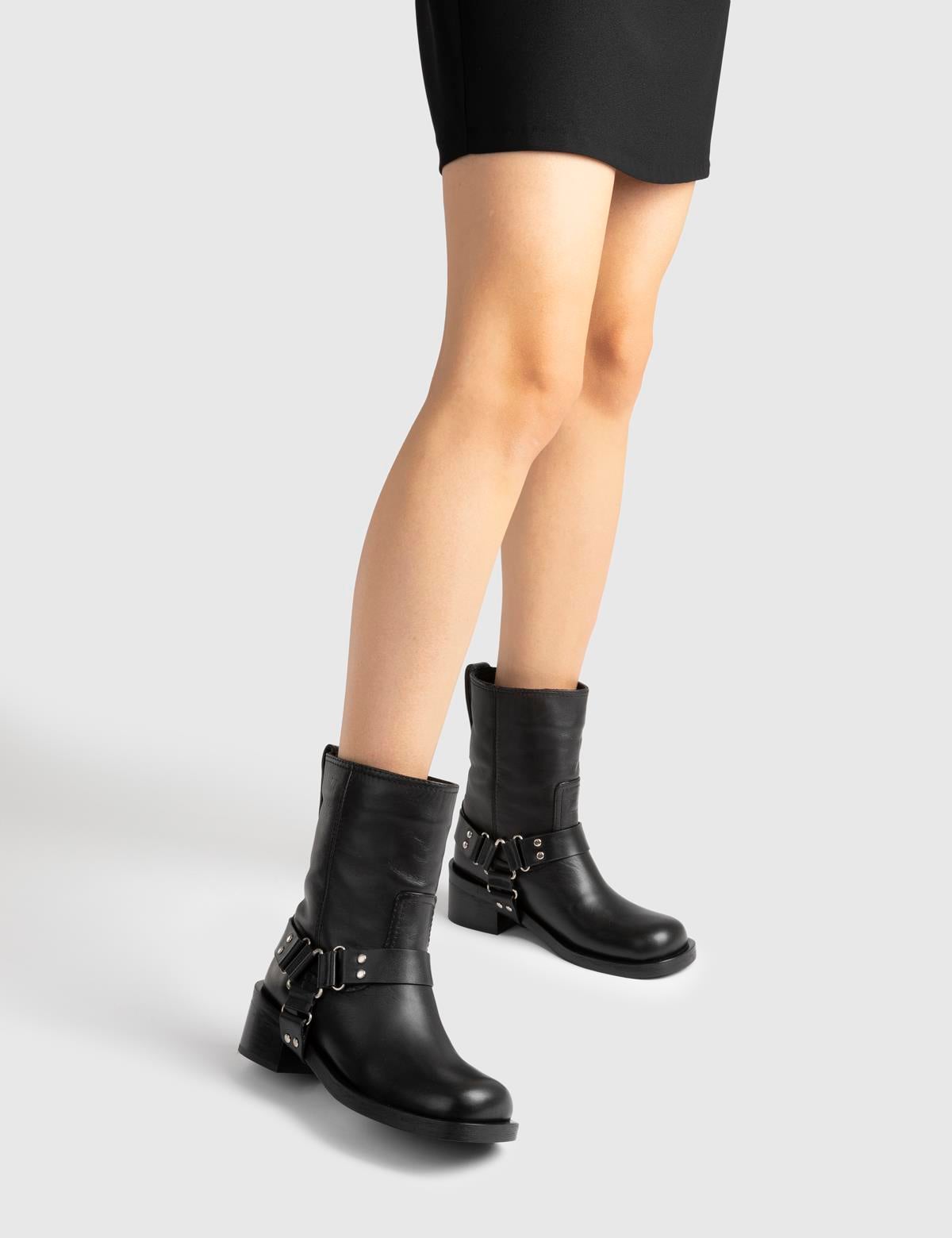 Matthew Black Leather Women's Boot
