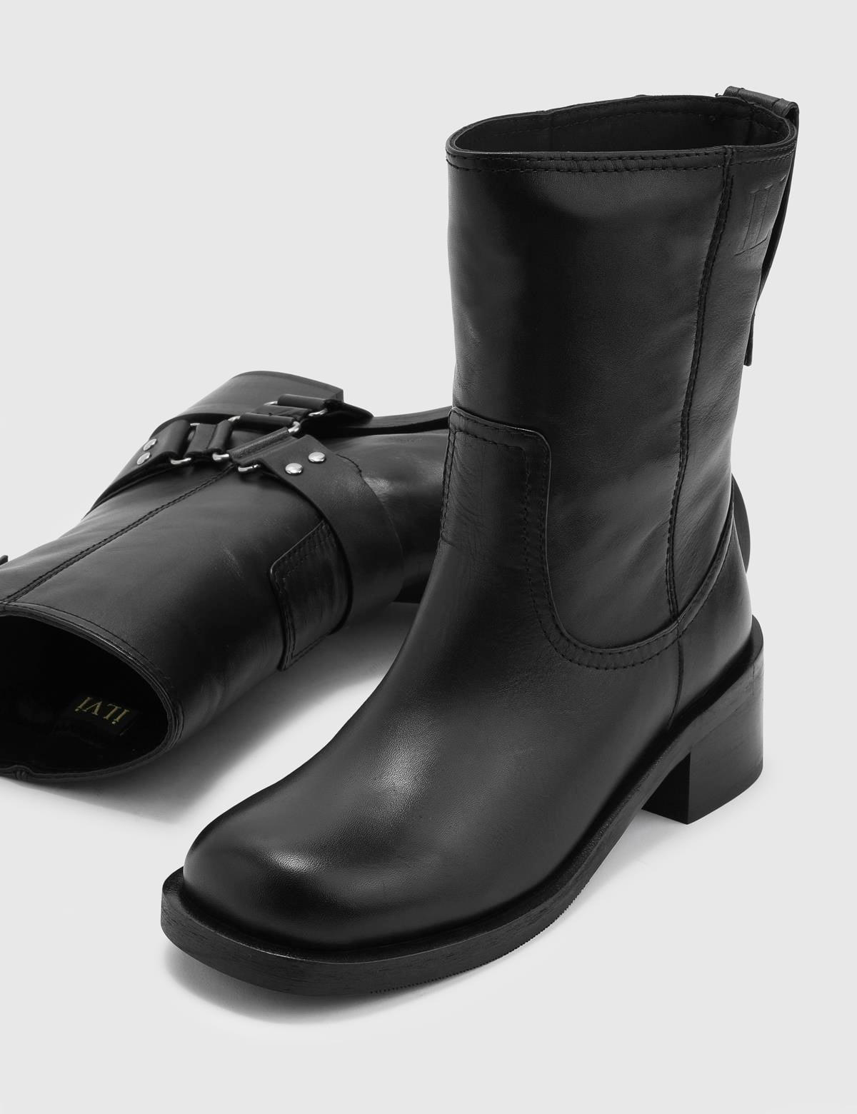 Matthew Black Leather Women's Boot