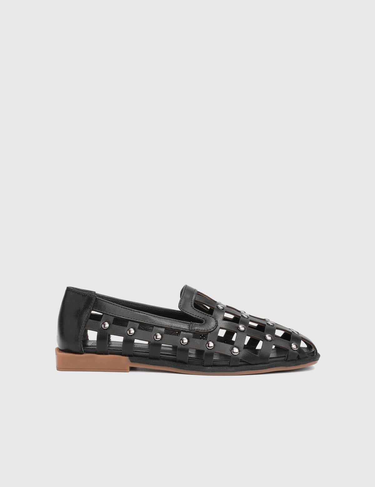 Nadzeya Black Leather Women's Sandal