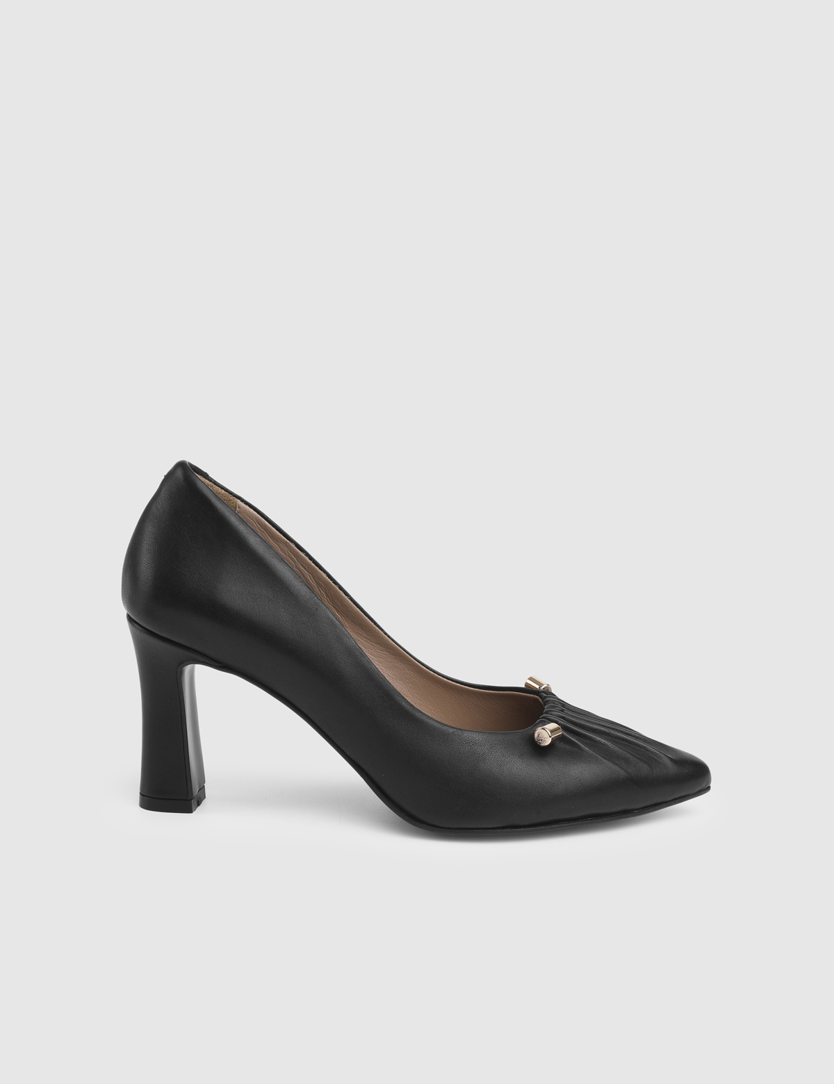 Peak Black Leather Women's Pump