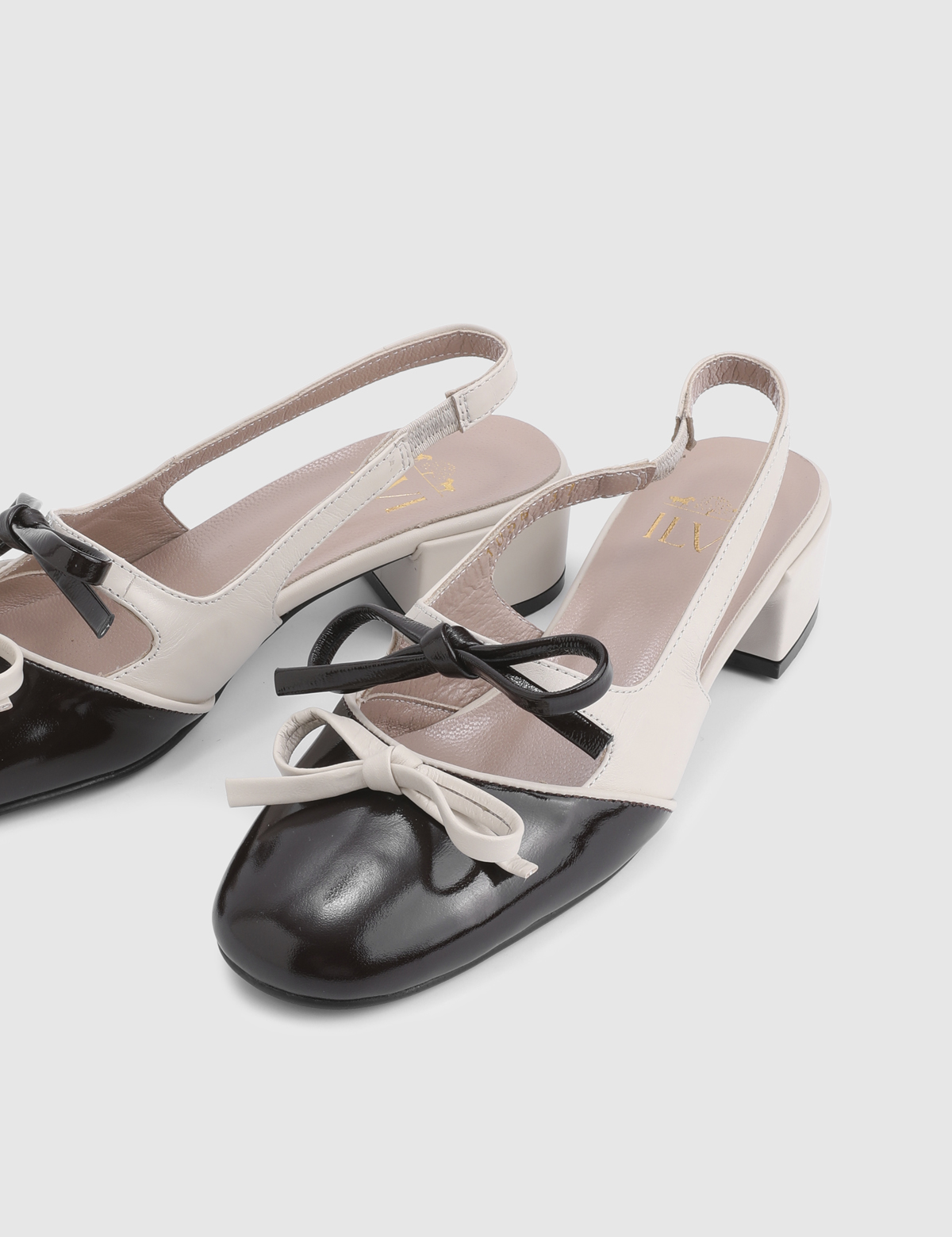 Pelya Brown Patent Leather Women's Pump
