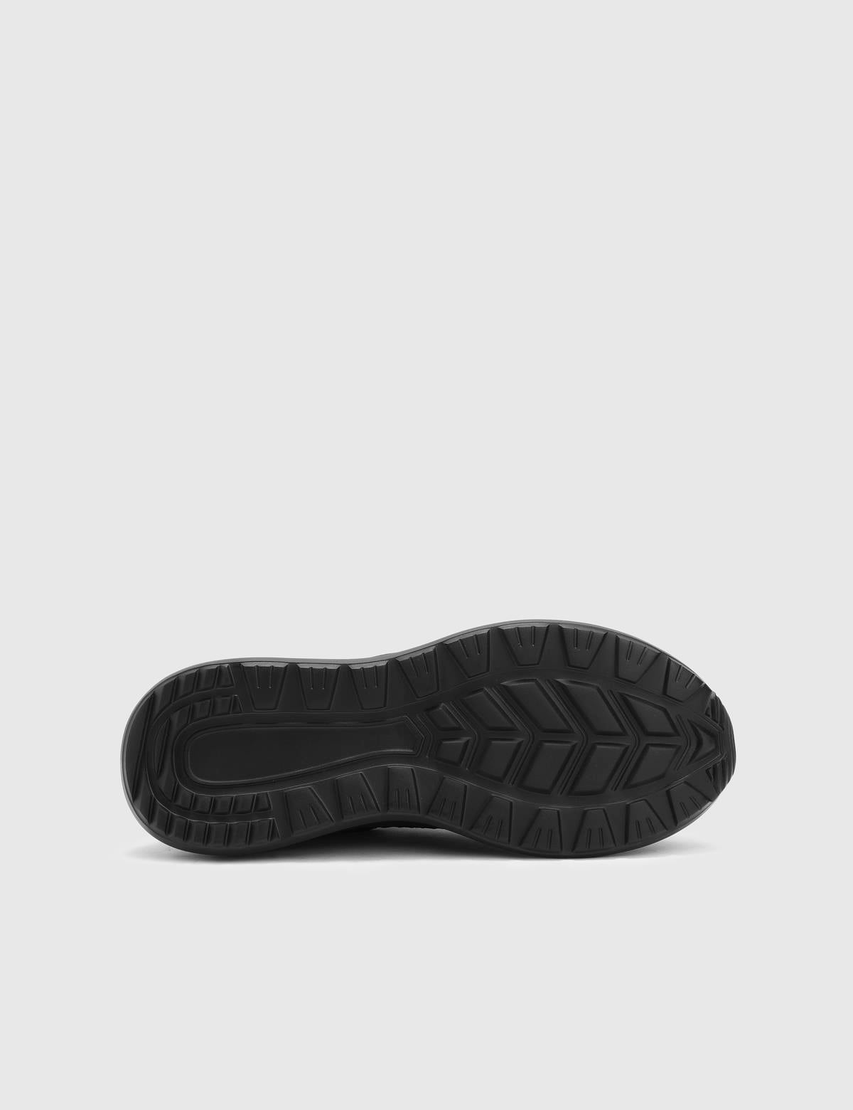 Romelu Black Leather Men's Sneaker