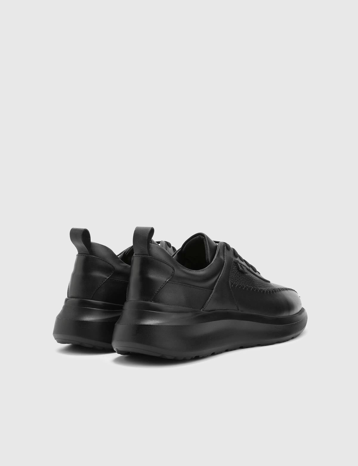 Romelu Black Leather Men's Sneaker