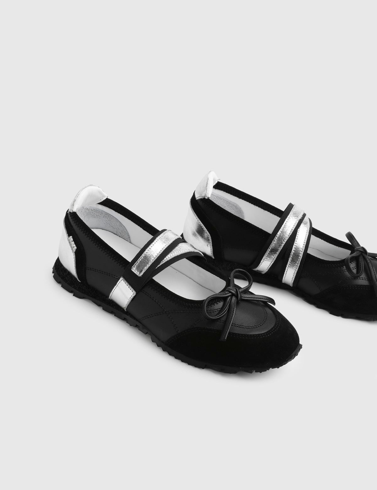 Suen Black Suede Leather Women's Sneaker