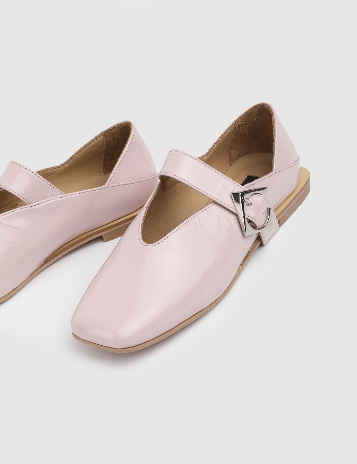Vekda Pink Patent Leather Women's Loafer