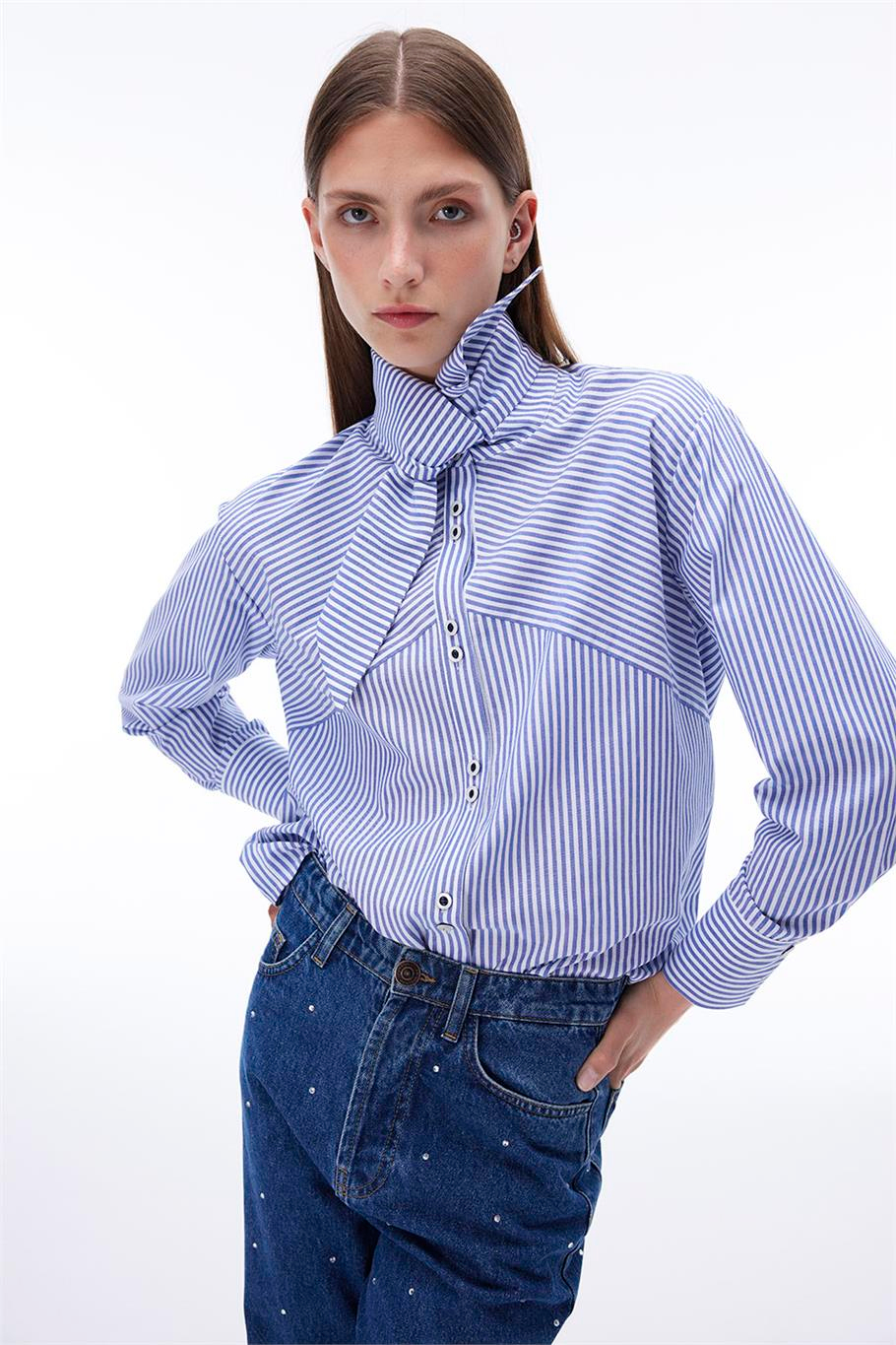 Adalias Regular Fit Çizgili Desen Standart Boy Düşük Kollu Gömlek Yaka Beyaz İndigo Gömlek