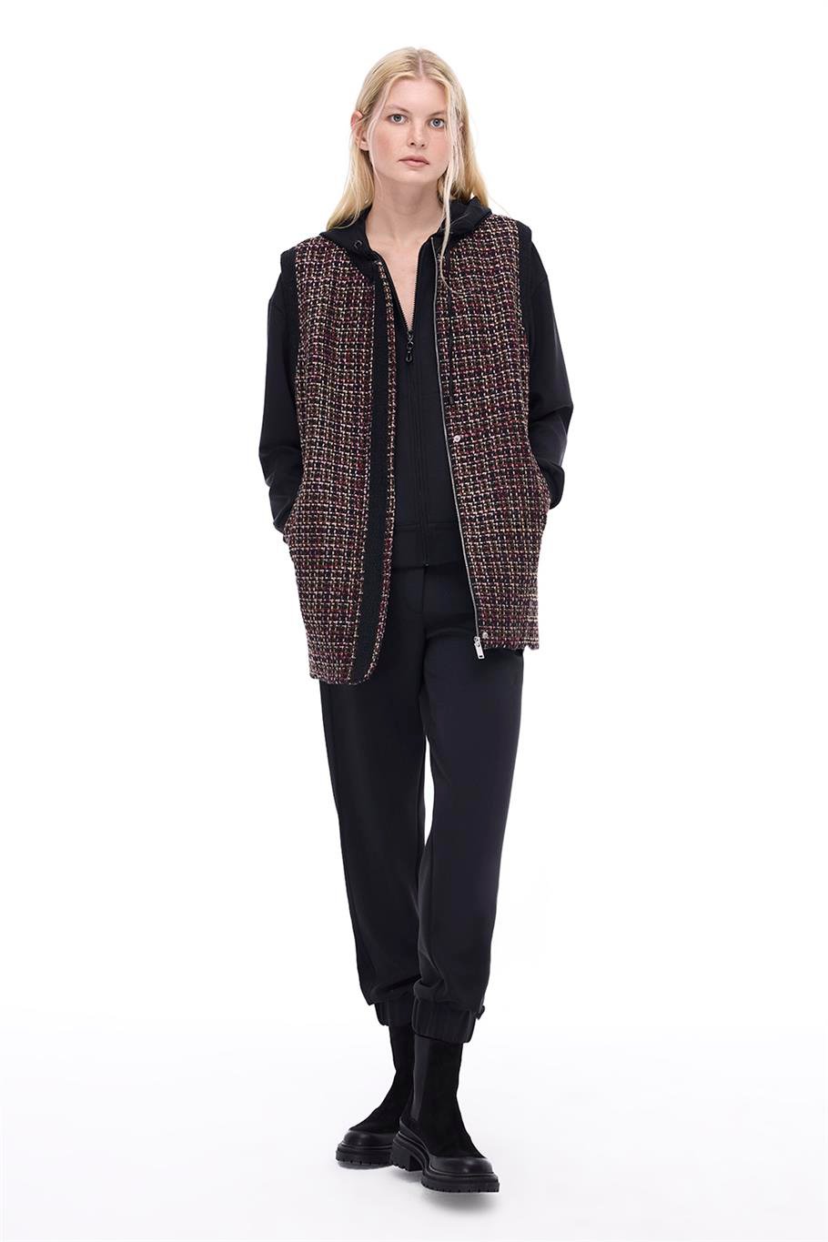 Aidias Regular Fit Standart Boy Sıfır Kol Bisiklet Yaka Siyah Yelek