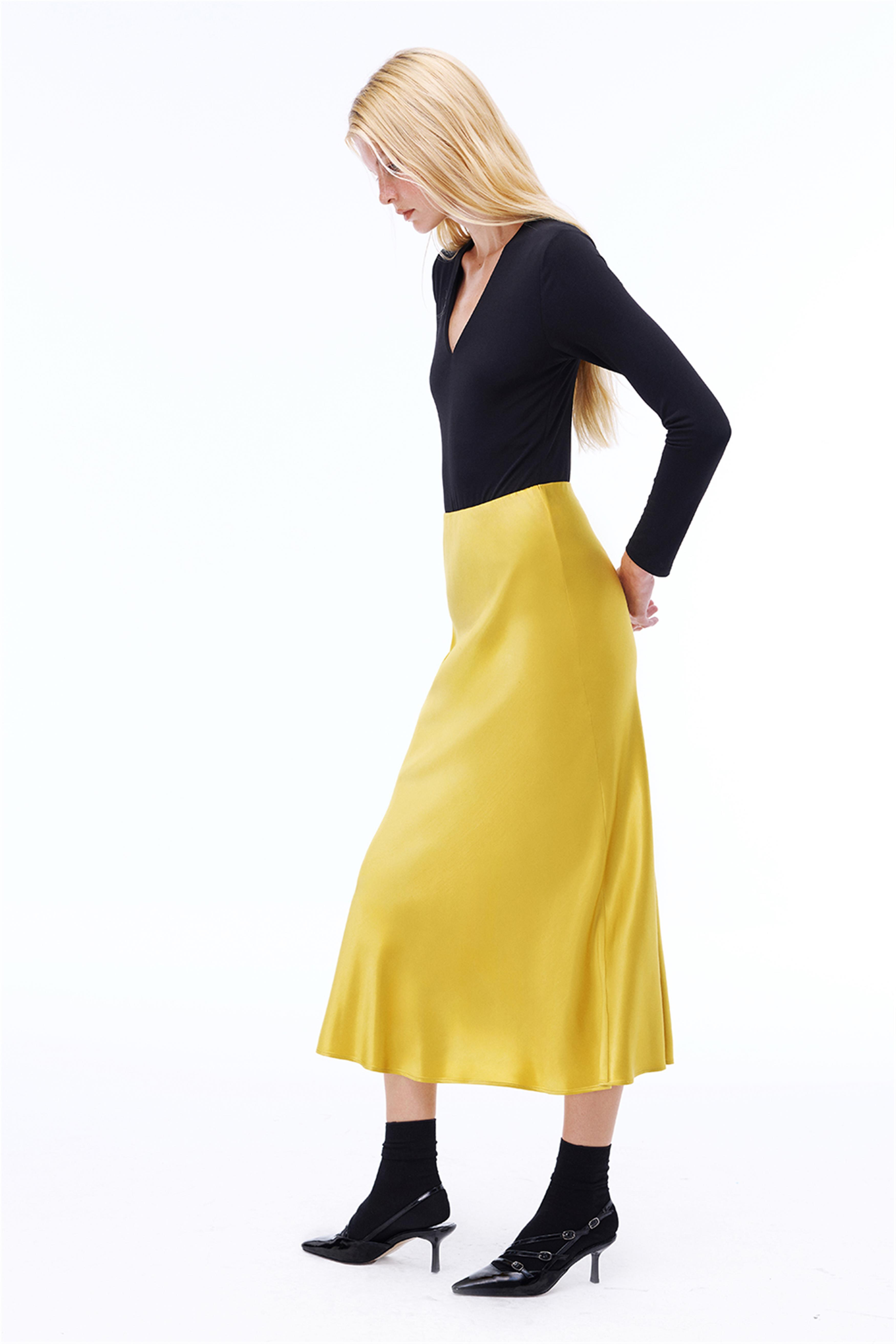 Albertas Slim Fit Standart Boy Takma Kol V-Yaka Siyah Bluz