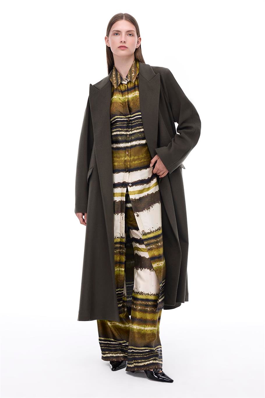 Anabels Rahat Kalıp Diz Altı Reglan Kol Ceket Yaka Hakı Kaban