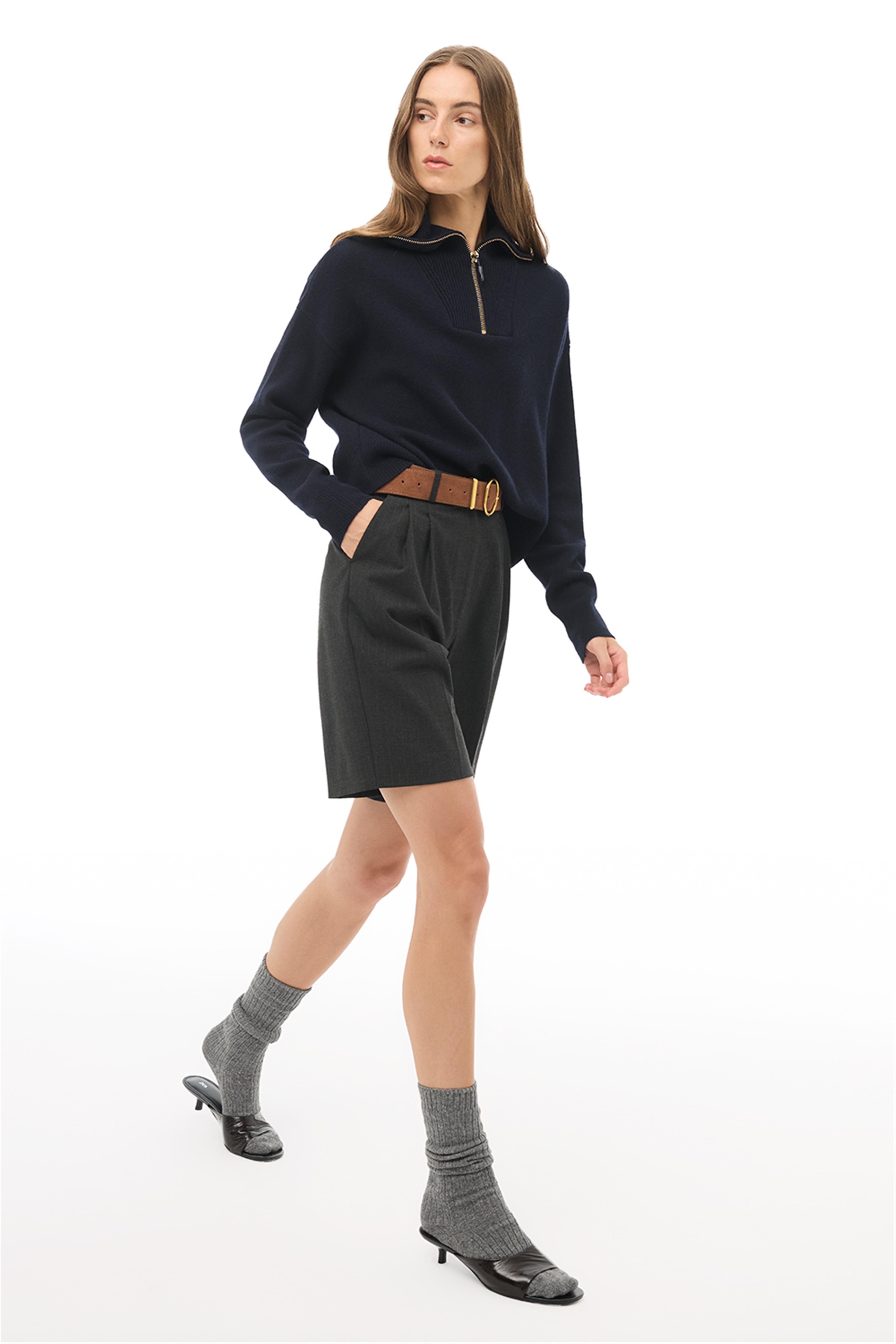 Antrasit Geniş Paça Diz Üstü Şort