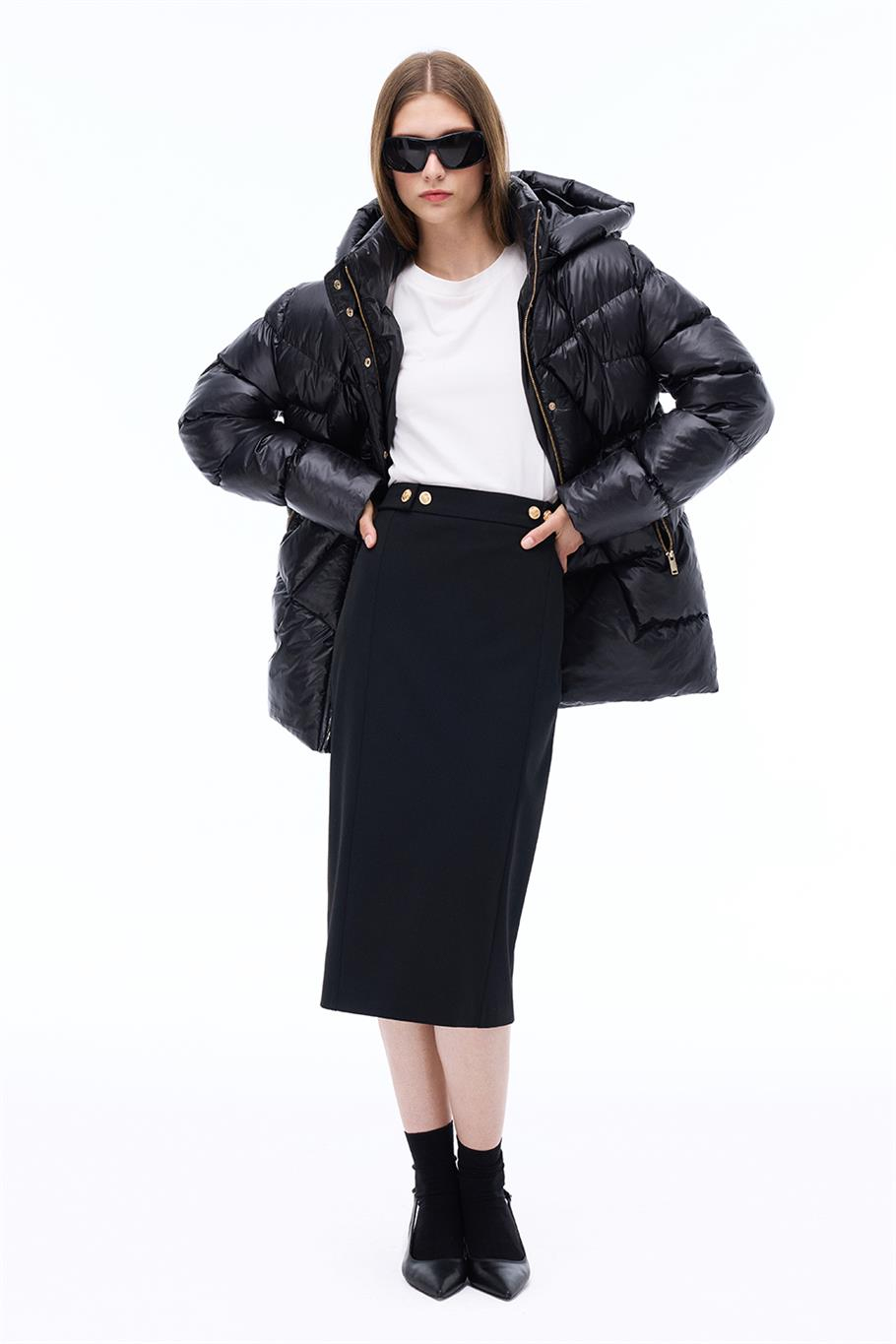 Aurens Rahat Kalıp Diz Üstü Düşük Kollu Hakim Yaka Siyah Mont