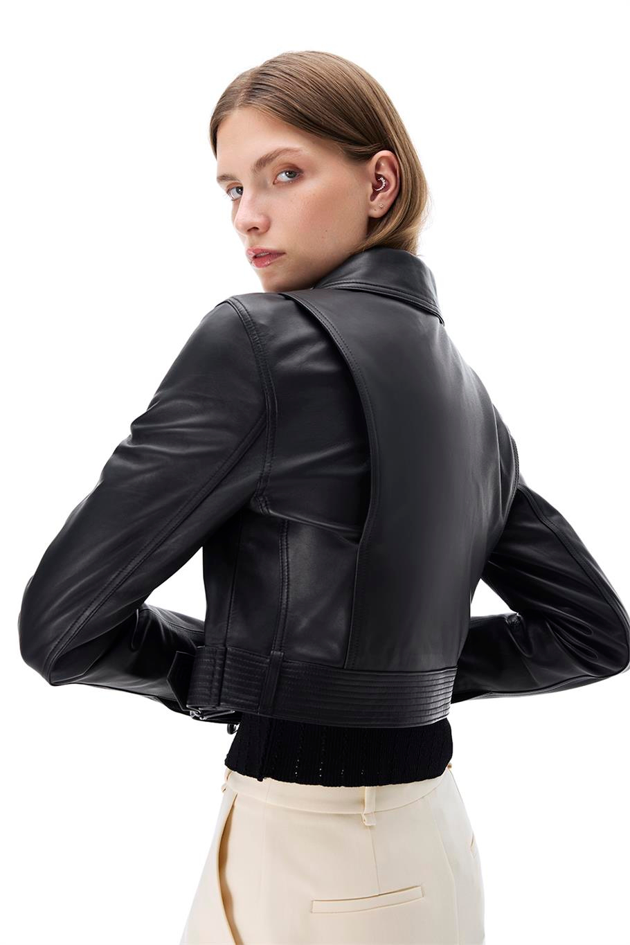 Aurens Slim Fit Kısa Boy Takma Kol Gömlek Yaka Siyah Ceket