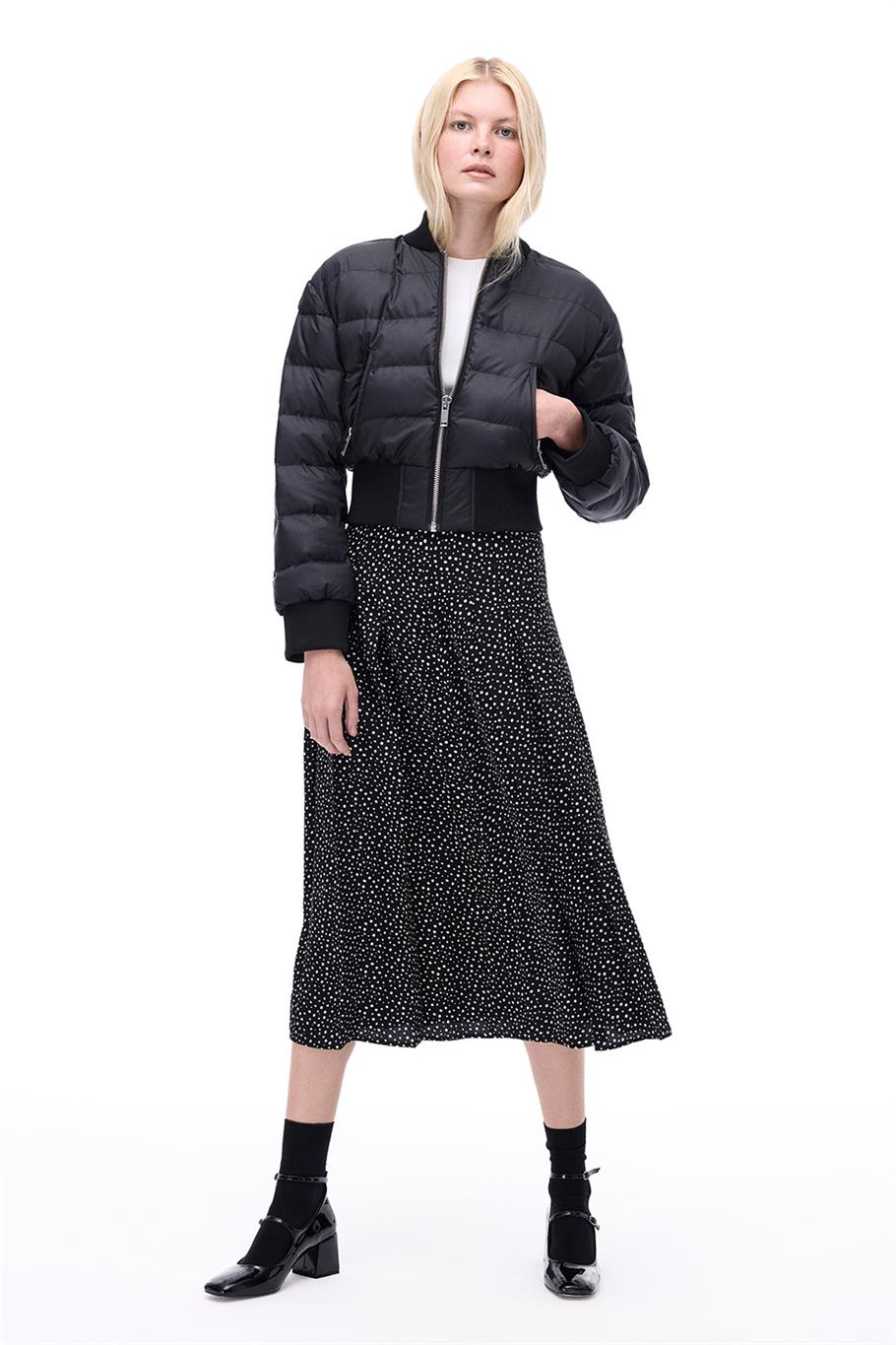 Awans Regular Fit Crop Boy Düşük Kollu Bisiklet Yaka Siyah Mont