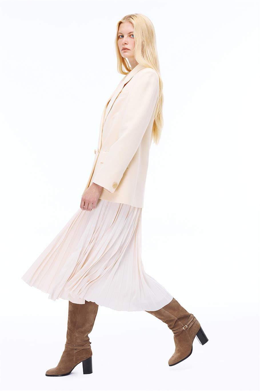 Bej Klasik Yaka Ceket