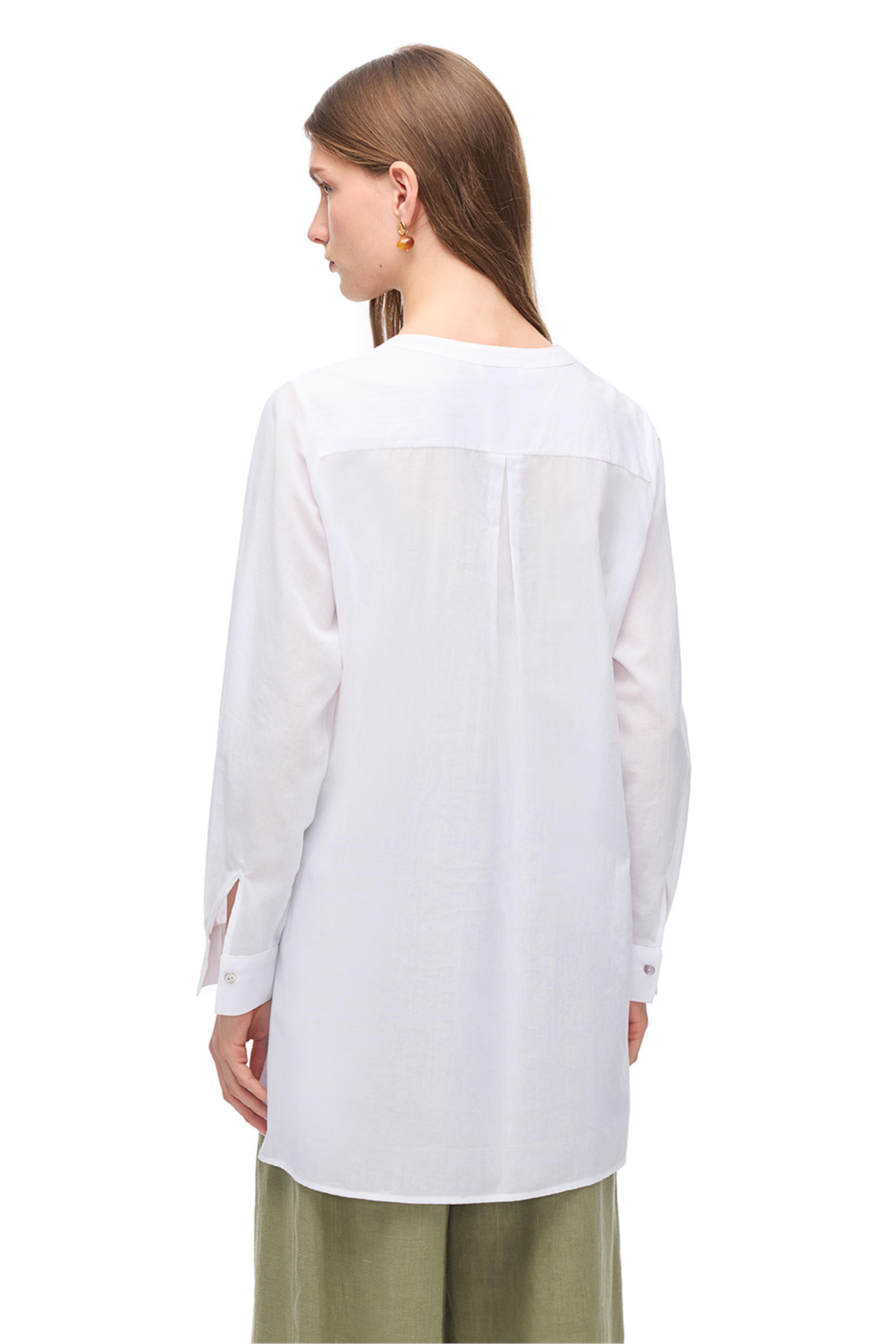 Beyaz Hakim Yaka Pamuklu Uzun Kollu Gömlek