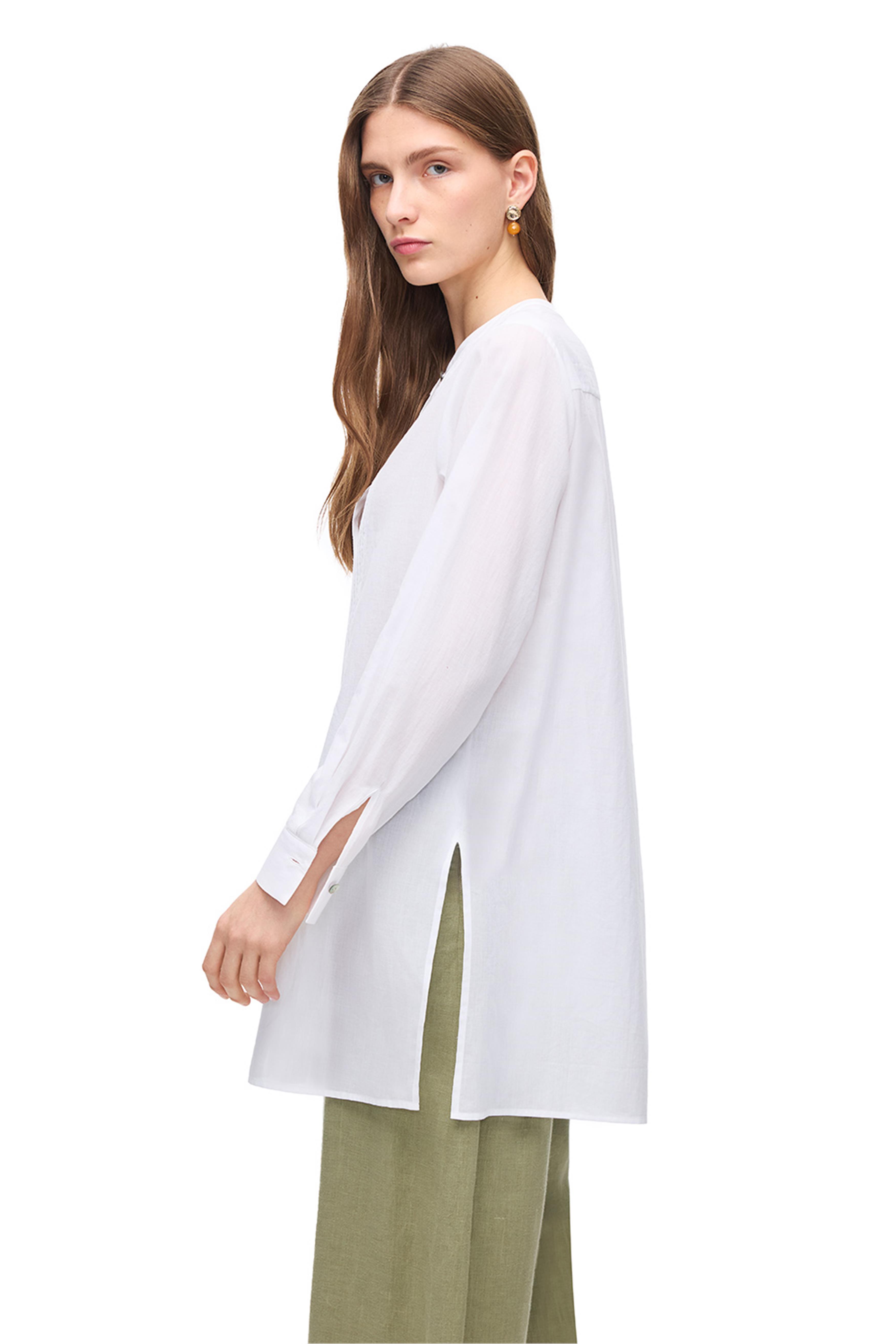 Beyaz Hakim Yaka Pamuklu Uzun Kollu Gömlek