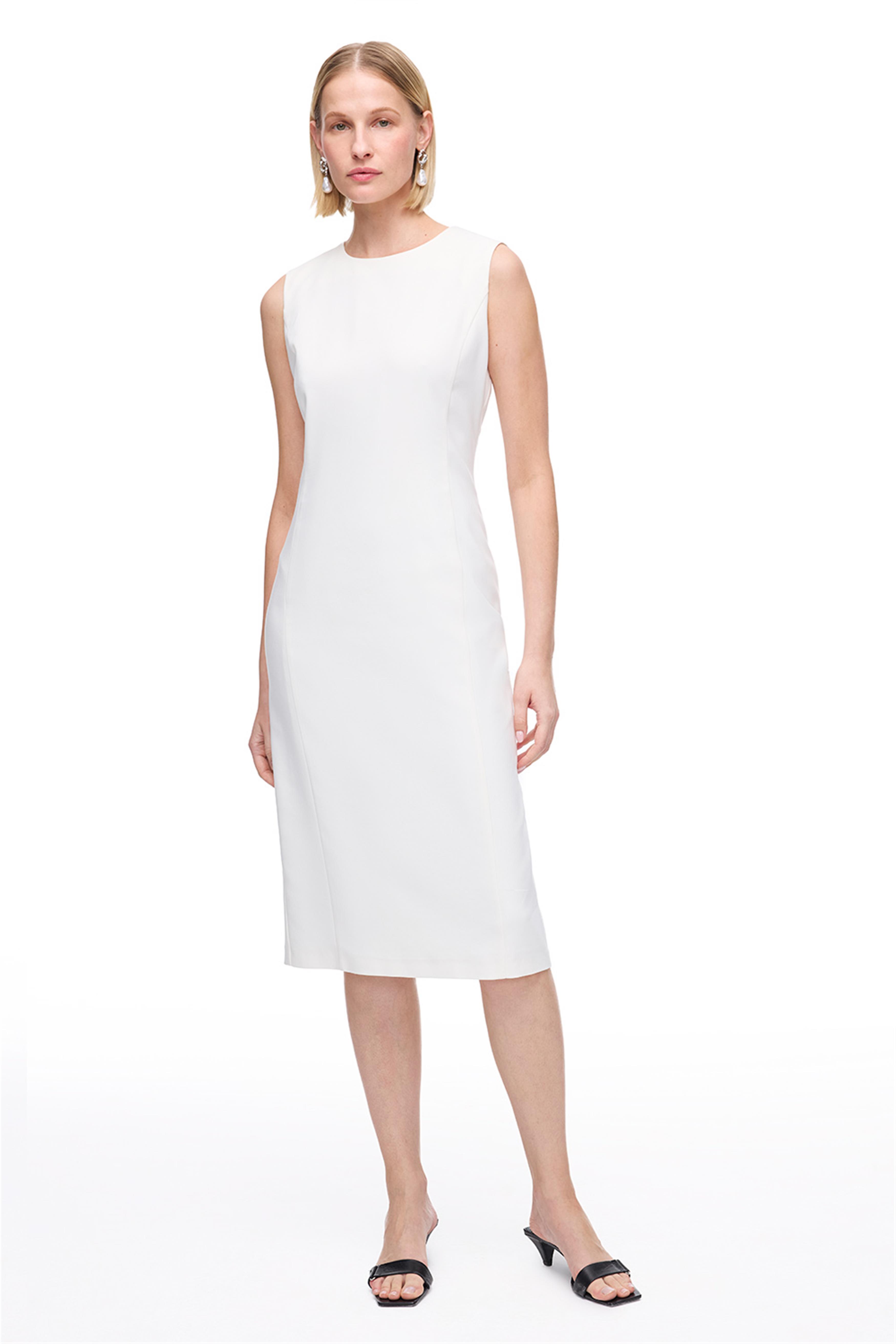 Beyaz Minimal Kesimli Midi Elbise