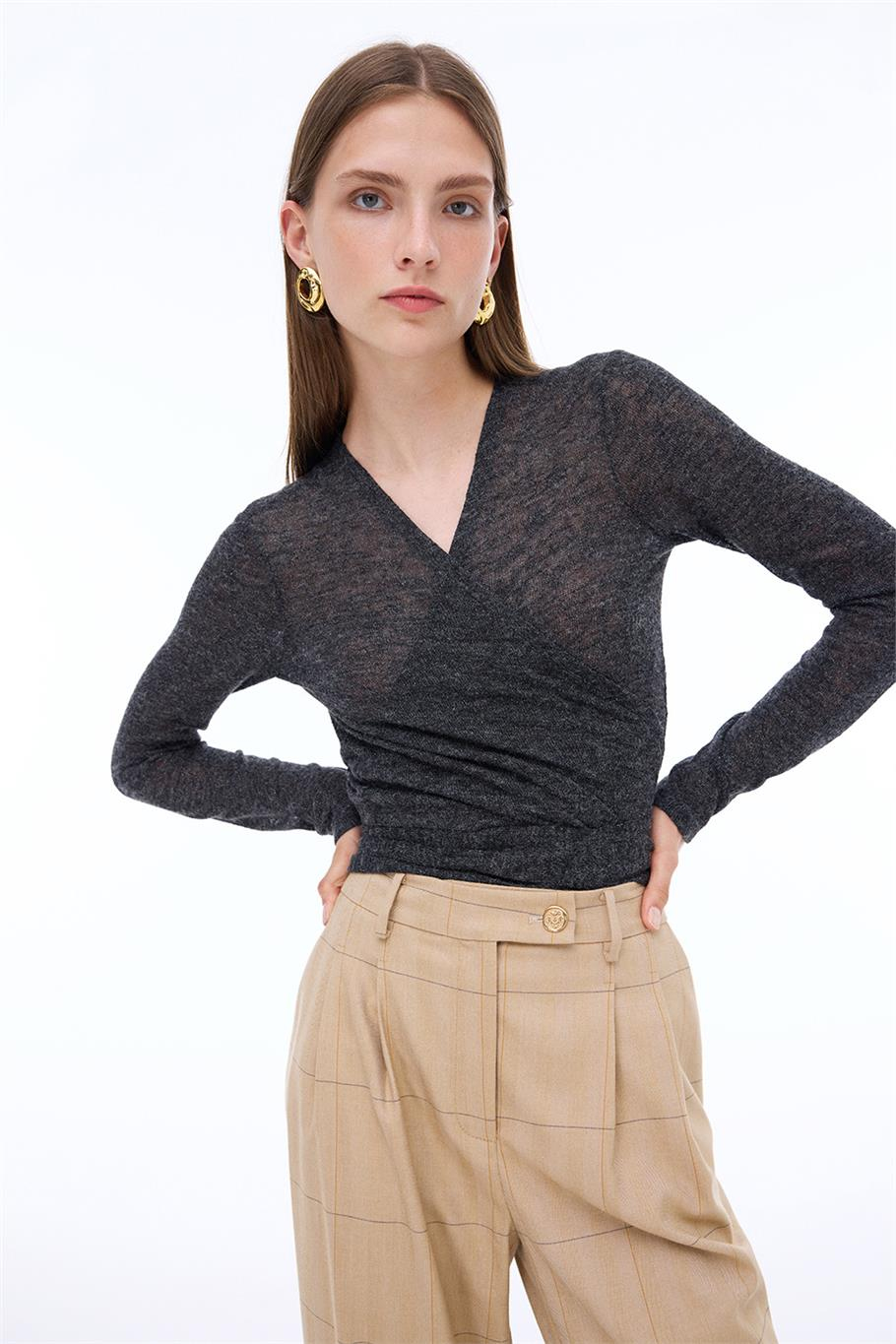 C704 Bonnie Slim Fit V-Yaka Hirka