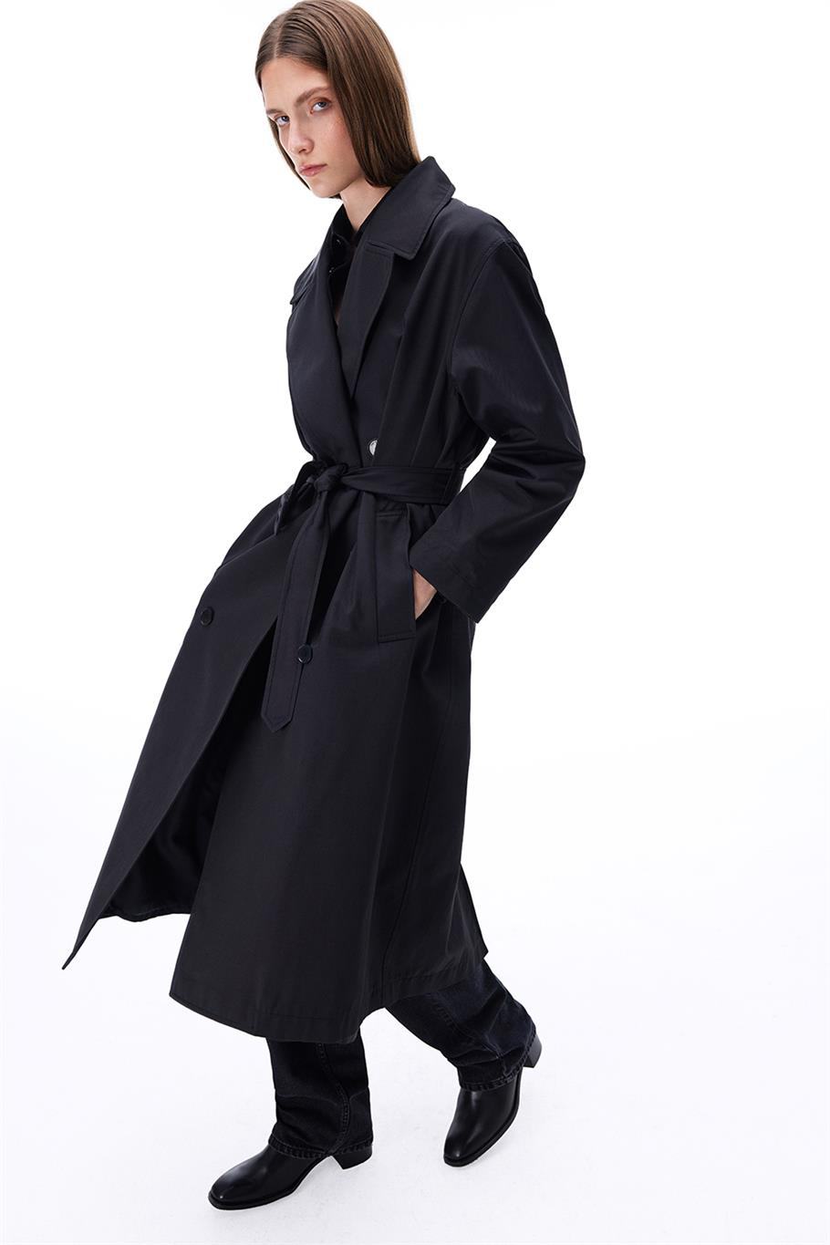 Capellas Regular Fit Uzun Boy Düşük Kollu Erkek Yaka Siyah Trençkot