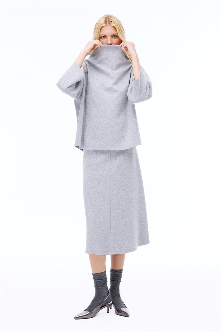 Distance Rahat Kalıp Uzun Boy Düşük Kollu Balıkçı Yaka Gri melanj Ust