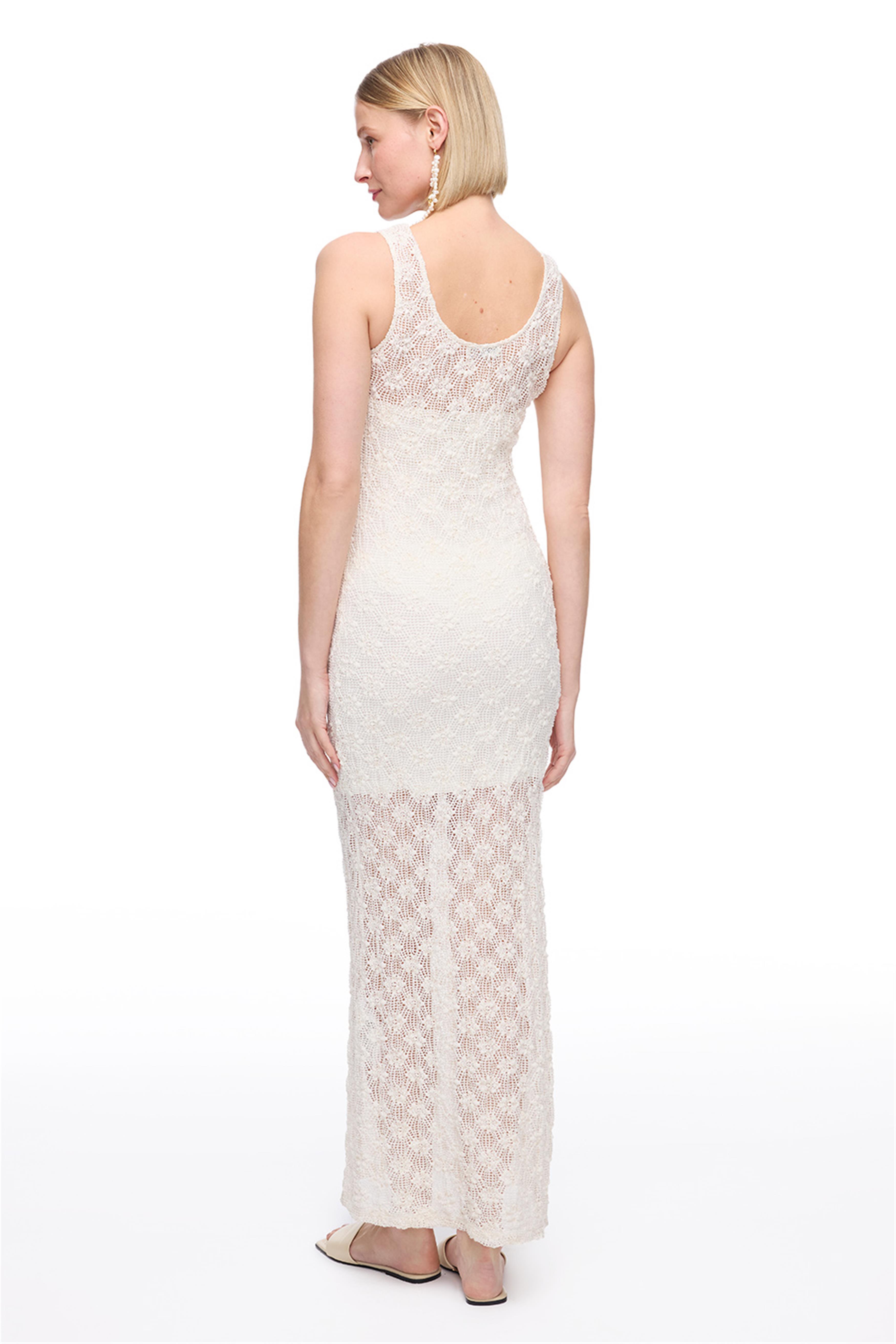 Ekru Dantel Detaylı Yuvarlak Yaka Slim Fit Midi Elbise