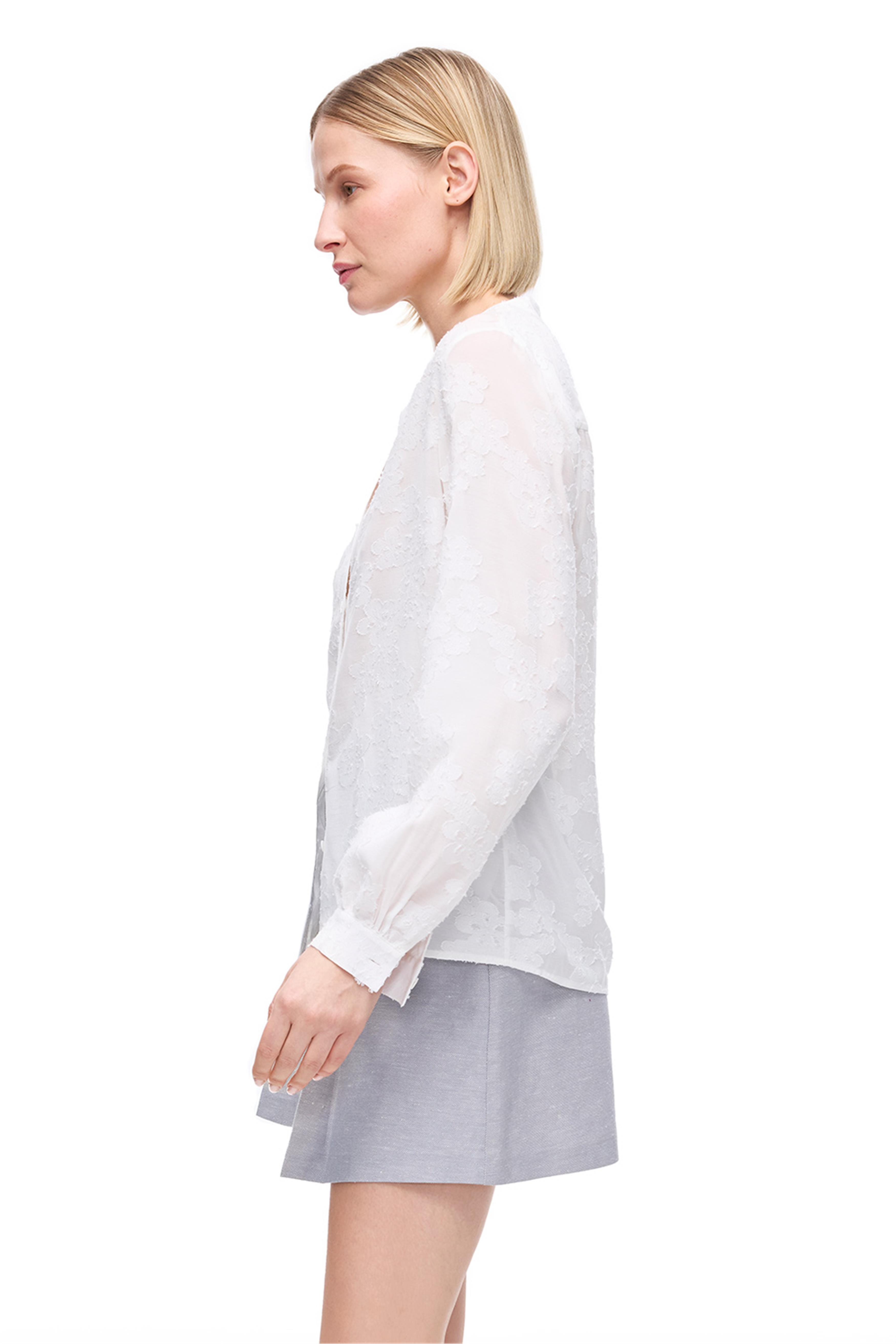 Ekru V Yaka Uzun Kollu Gömlek