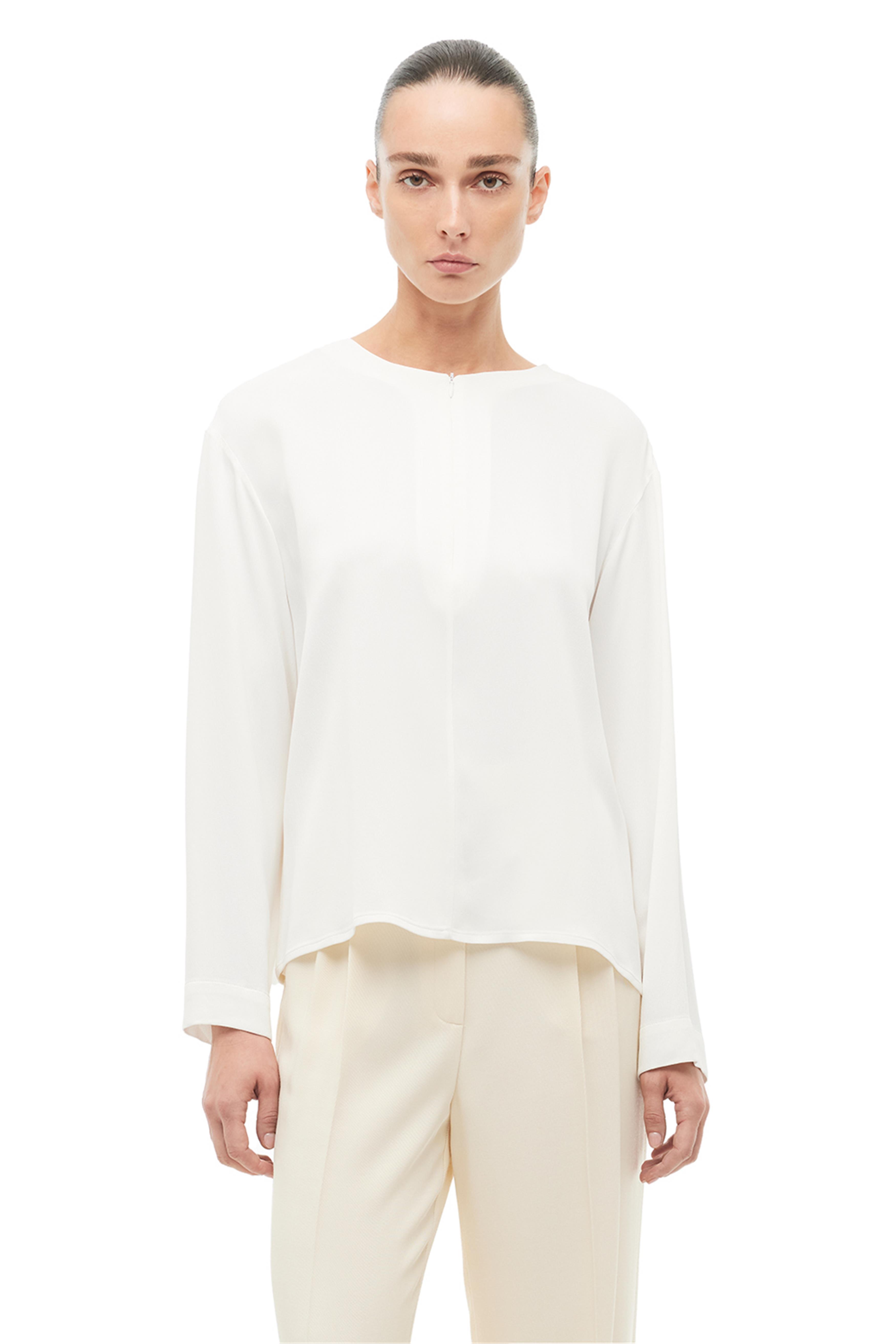 Ekru Yuvarlak Yaka Bluz