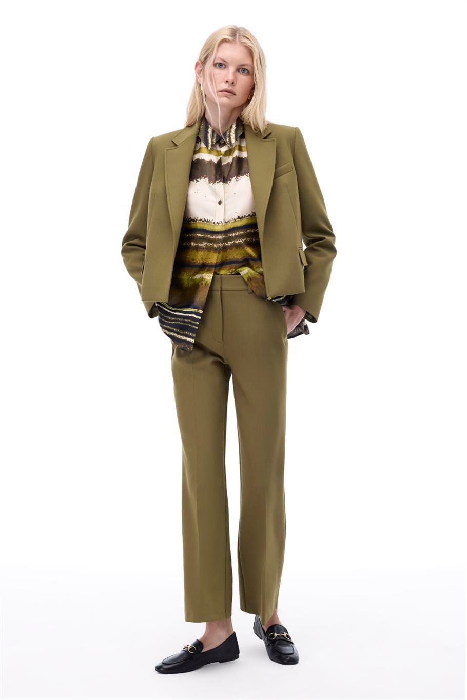 Haki Klasik Yaka Kısa Ceket