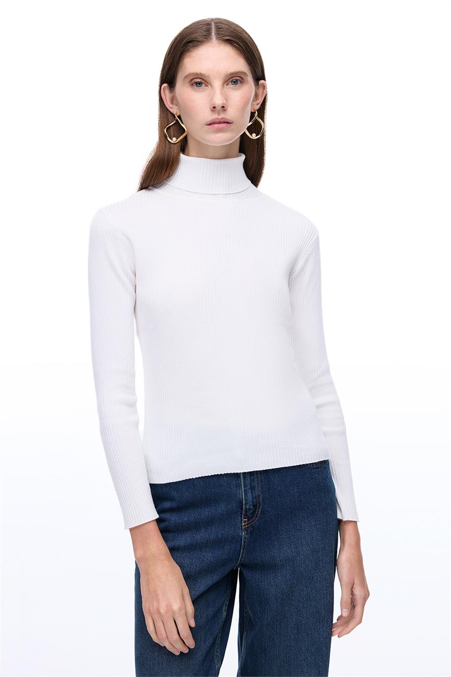 İllas Slim Fit Standart Boy Ekru Renk Kadın Triko Bluz