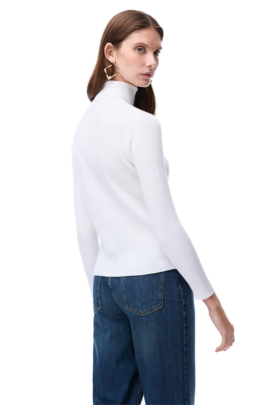 İllas Slim Fit Standart Boy Ekru Renk Kadın Triko Bluz