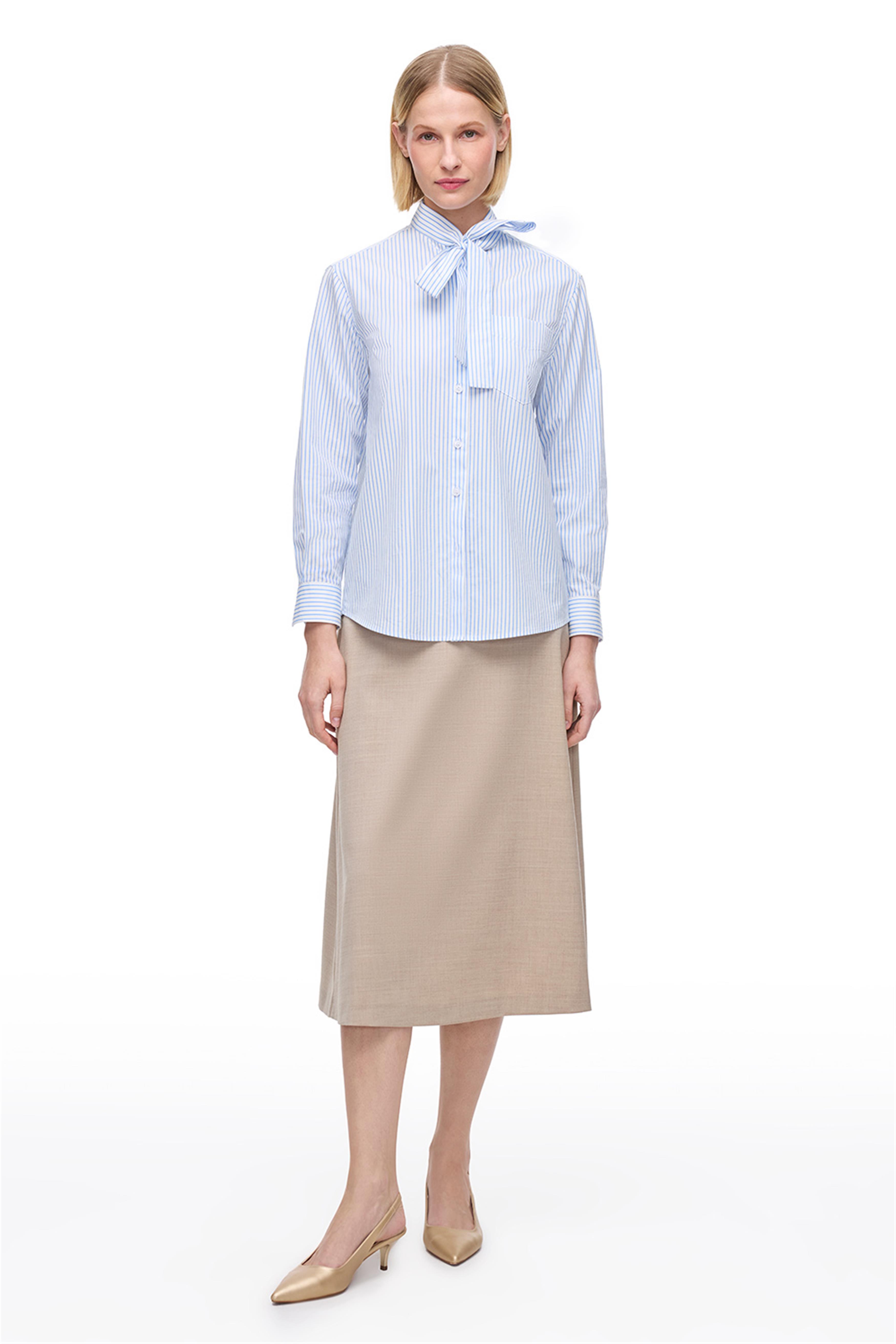 Mavi Beyaz Çizgili Düşük Kollu Pamuklu Gömlek