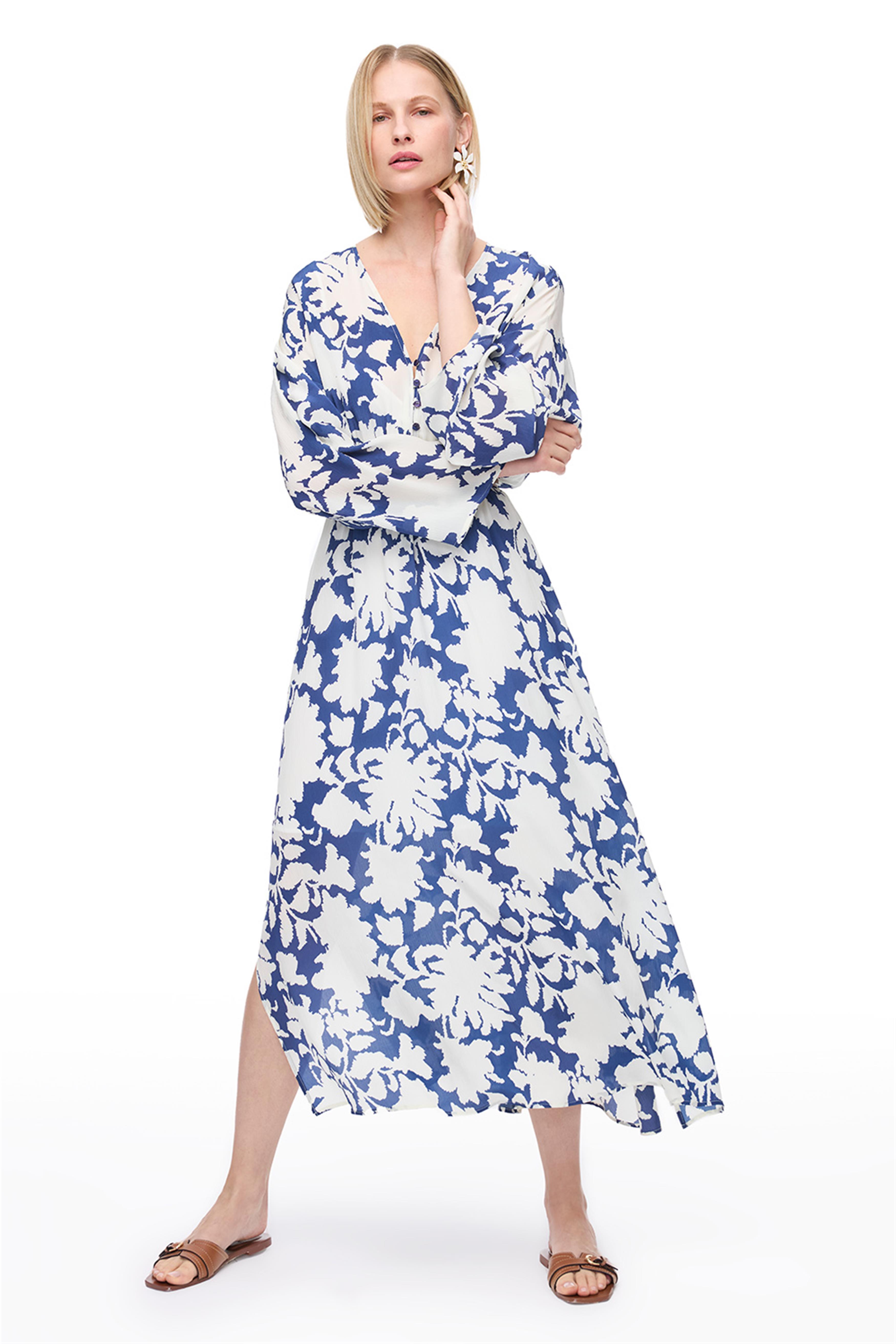 Mavi Çiçek Desenli Uzun Kollu Elbise