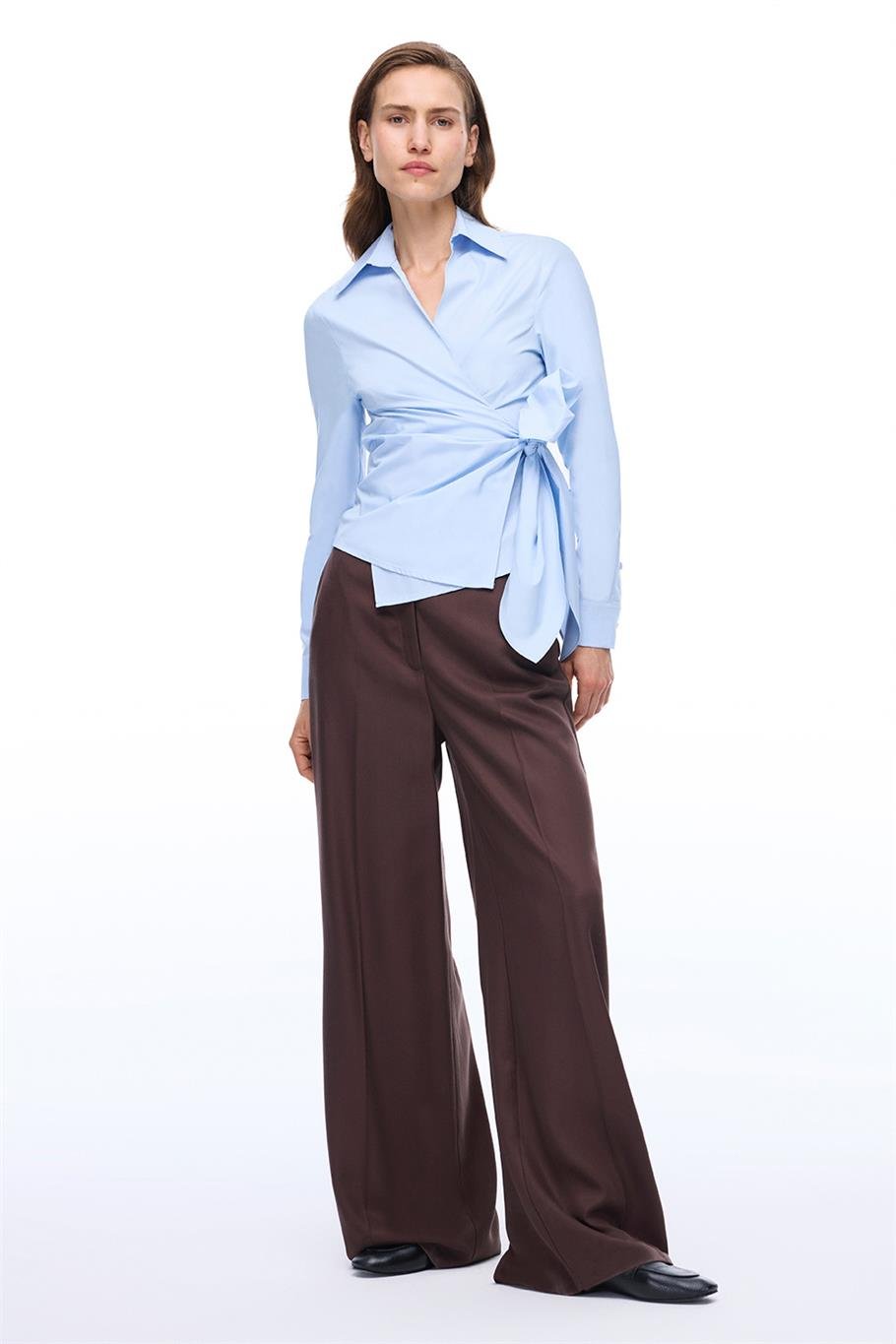 Mavi Klasik Yaka Gömlek