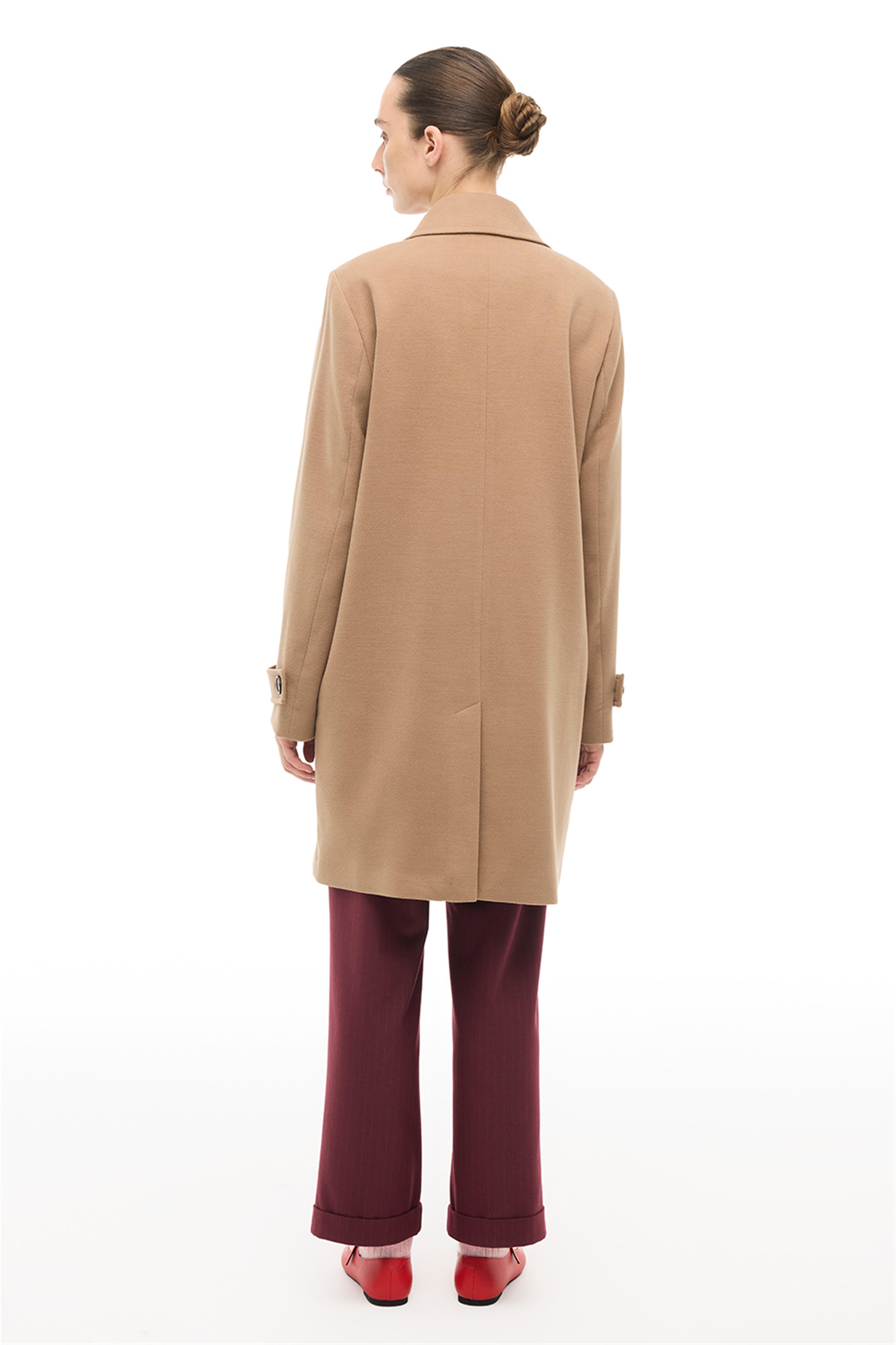 Mona Regular Fit Diz Üstü Takma Kol Erkek Yaka Devetuyu Kaban