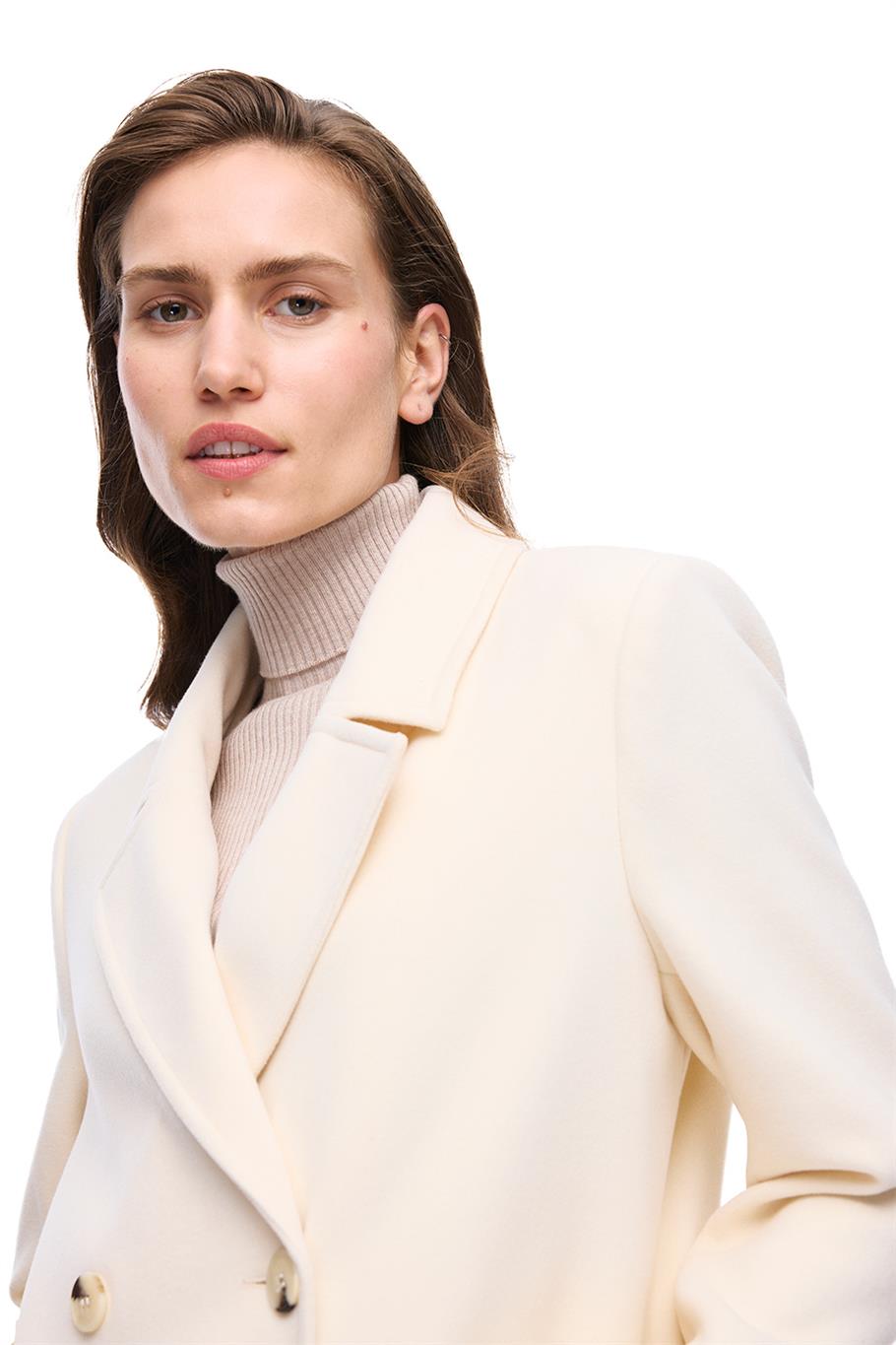 Mona Regular Fit Diz Üstü Takma Kol Erkek Yaka Ekru Kaban