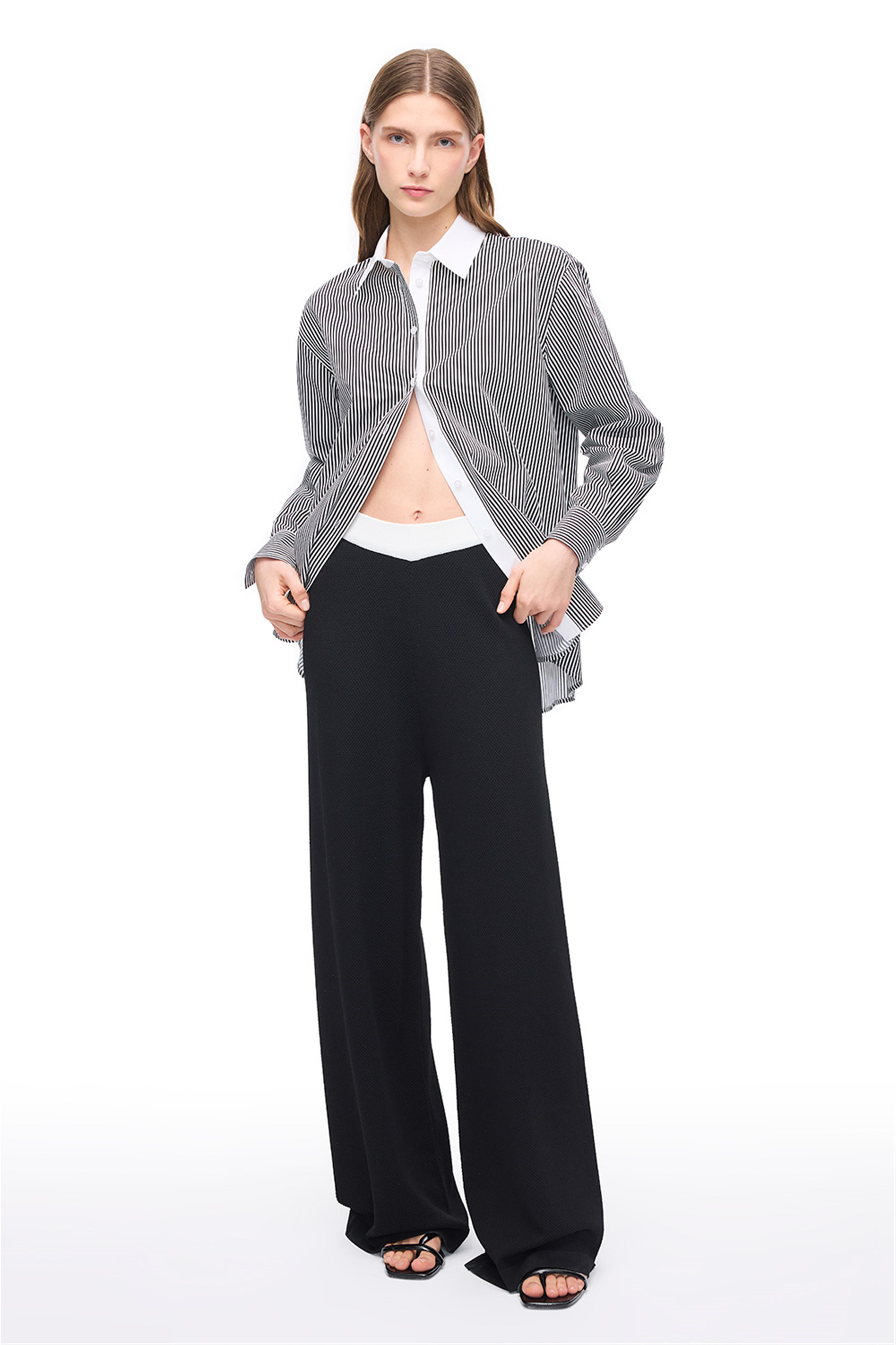 Siyah Beyaz Çizgili Pamuklu Düşük Kollu Gömlek