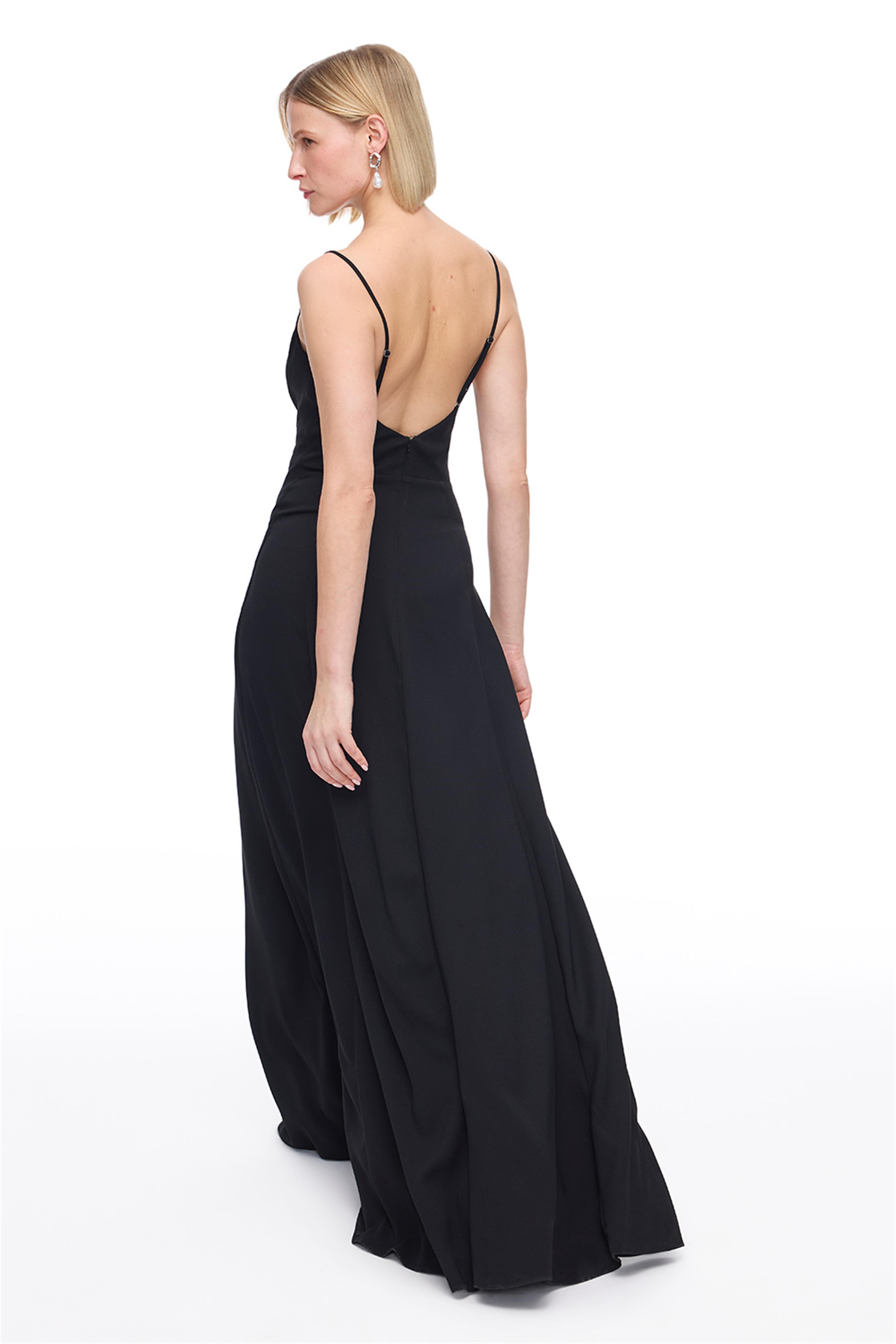 Siyah Degaje Yaka Uzun Siyah Elbise