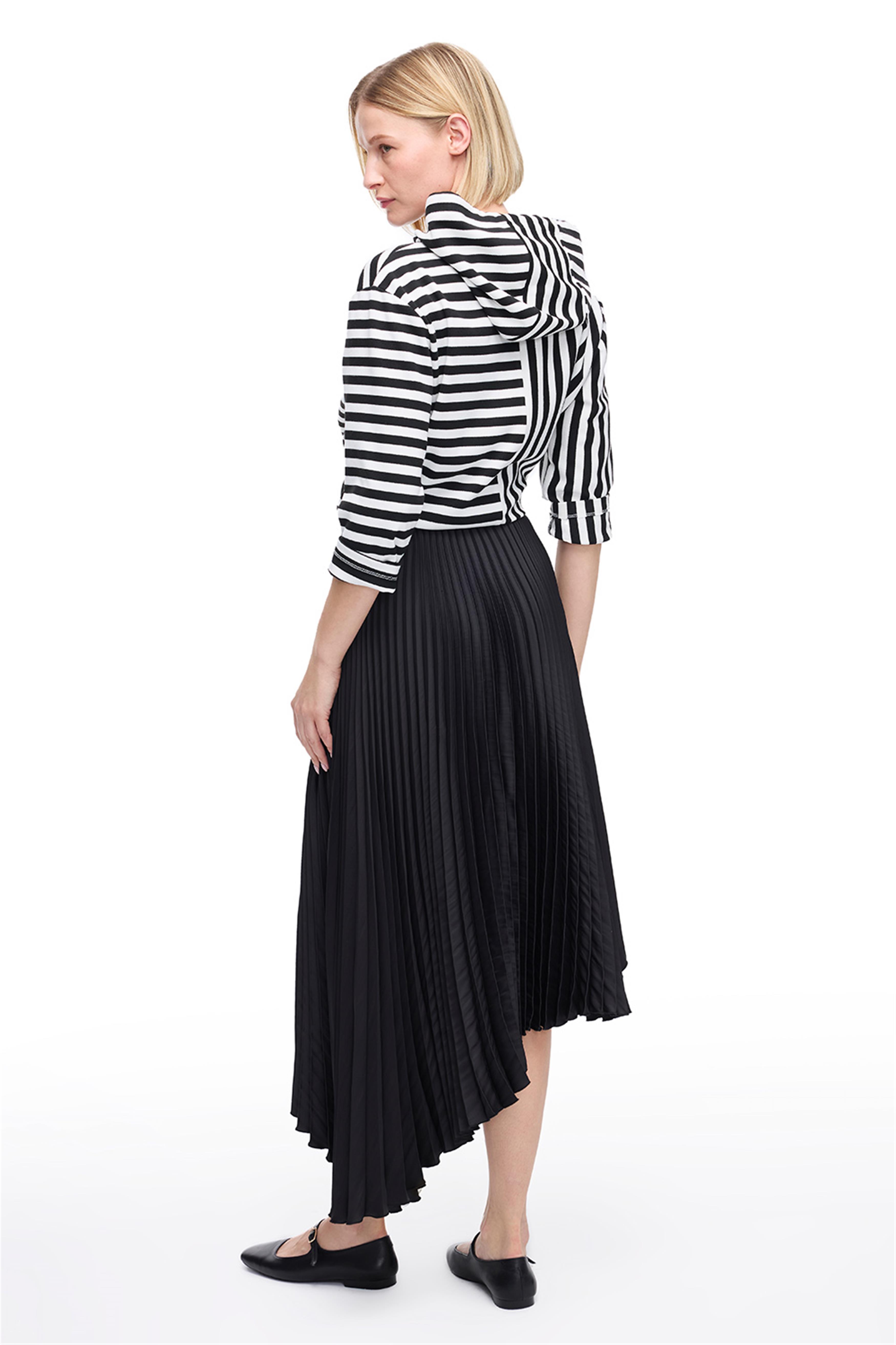 Siyah Diz Altı Plise Etek