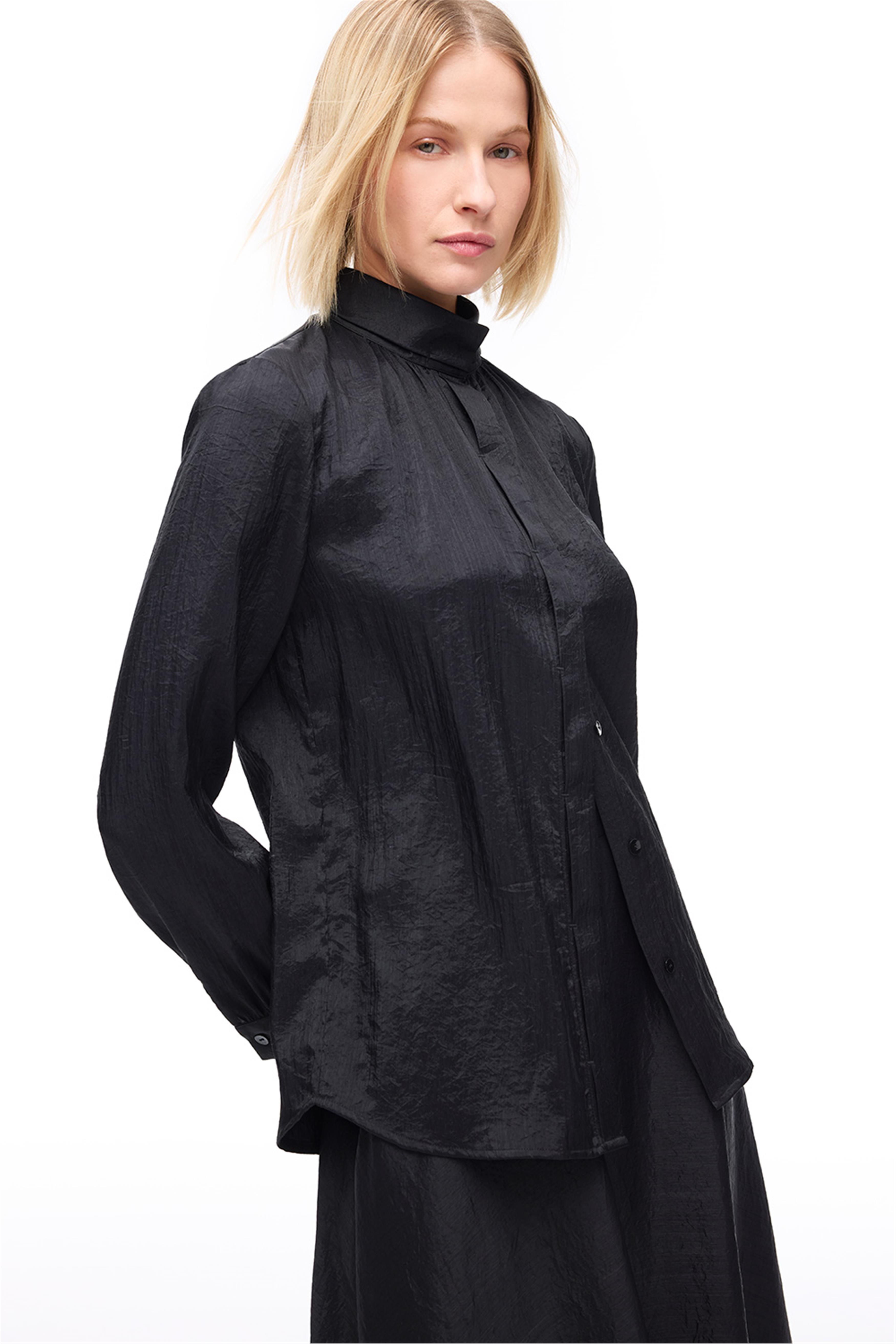 Siyah Düğmeli Uzun Kollu Bluz