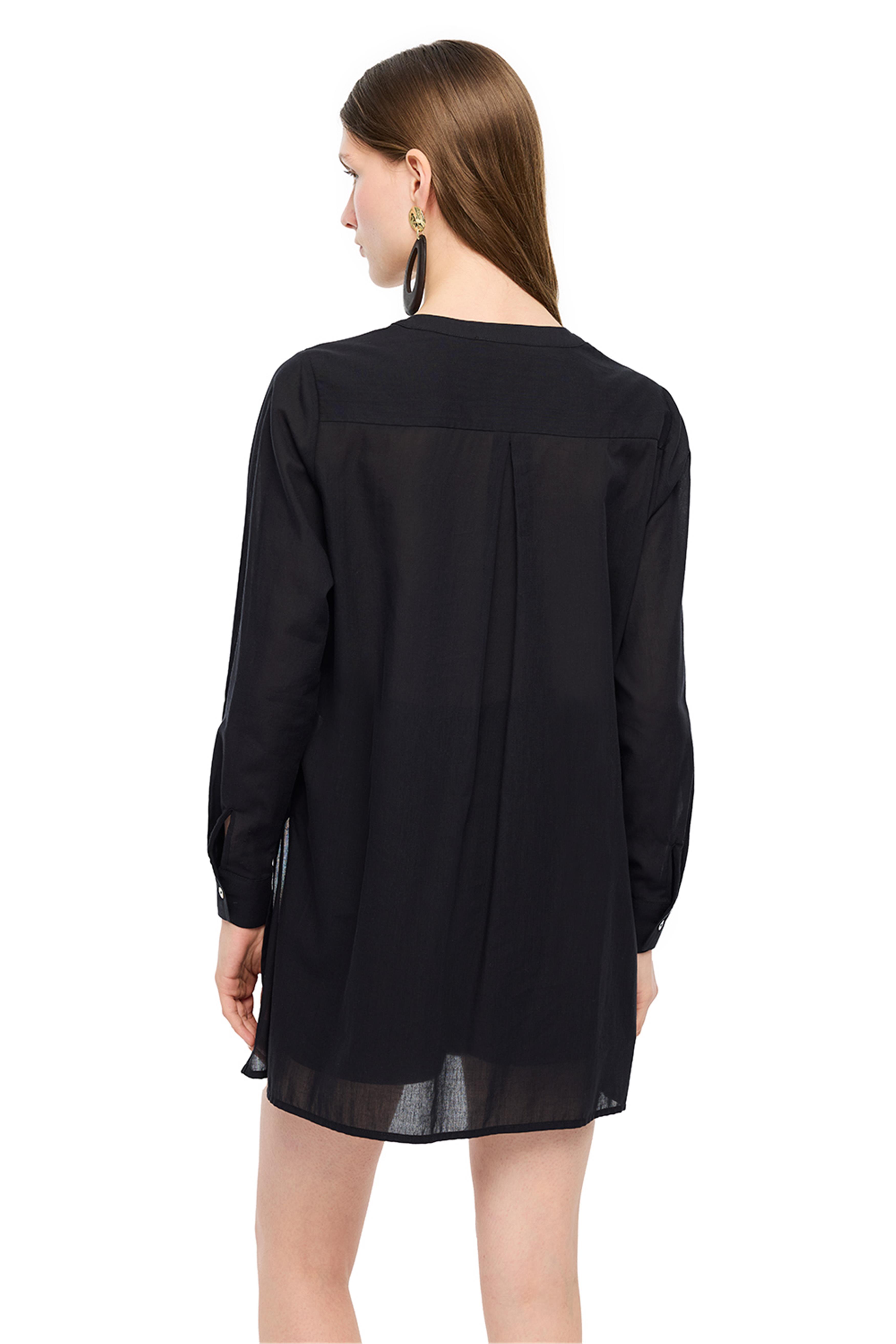 Siyah Hakim Yaka Pamuklu Uzun Kollu Gömlek