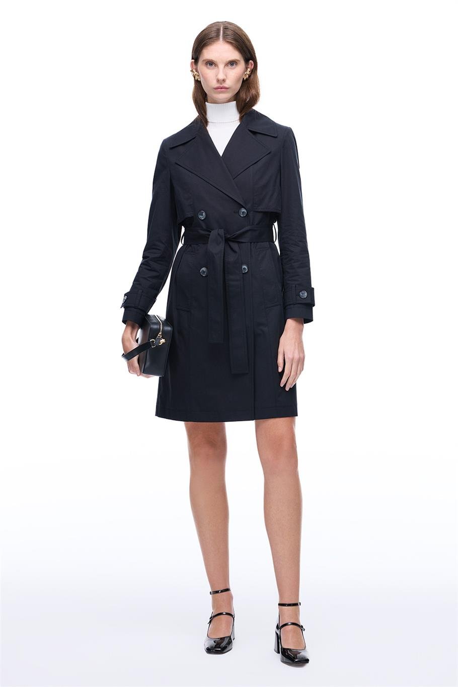 Siyah Klasik Yaka Trençkot