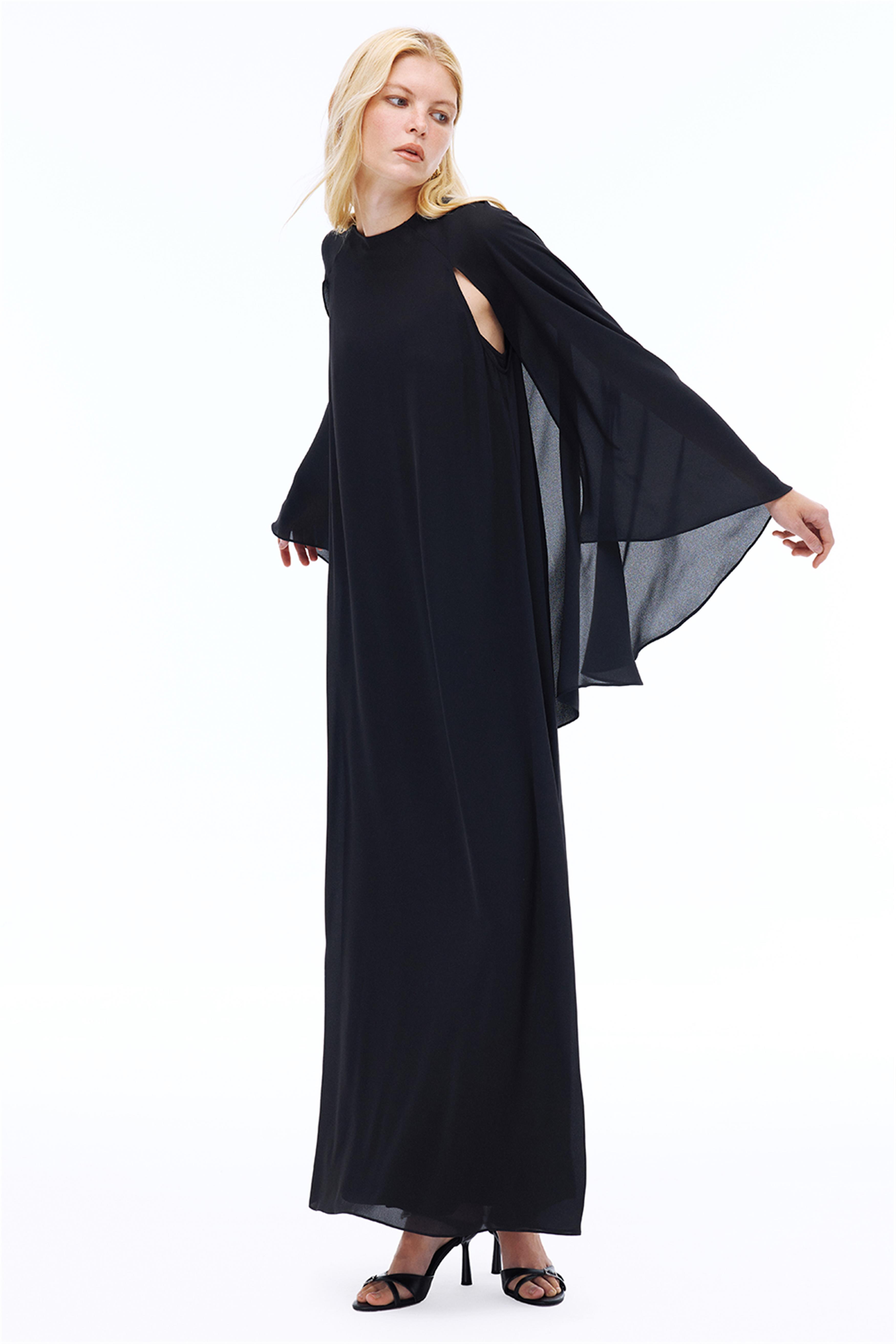 Siyah Yuvarlak Yaka Yarasa Kol Maxi Elbise