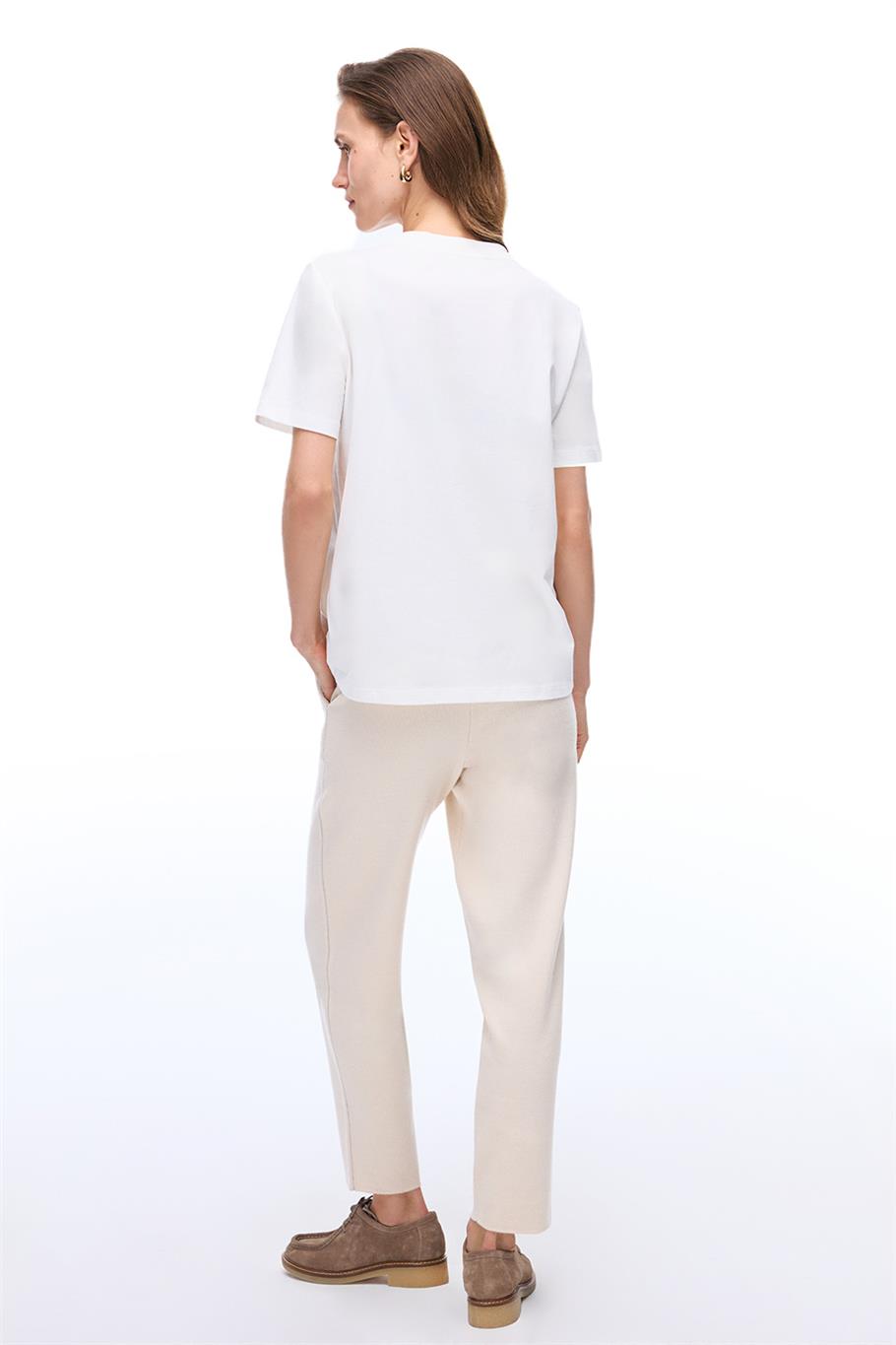 Sunrise Regular Fit Kısa Kol Bisiklet Yaka Ekru Renk Kadın Tişört